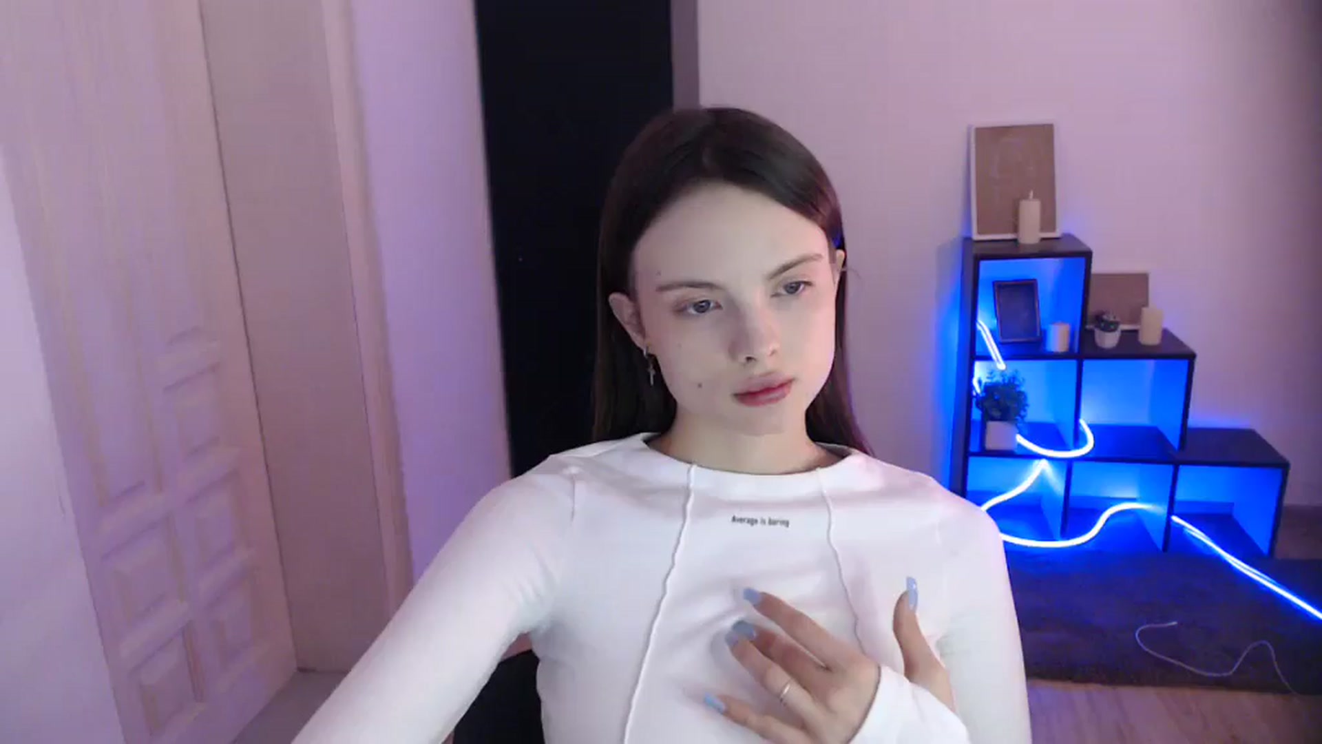 Gallery image thumbnail from Ariella_ari's myfreecams stream on, 12/24/2025, 16:25 image 1 of 20