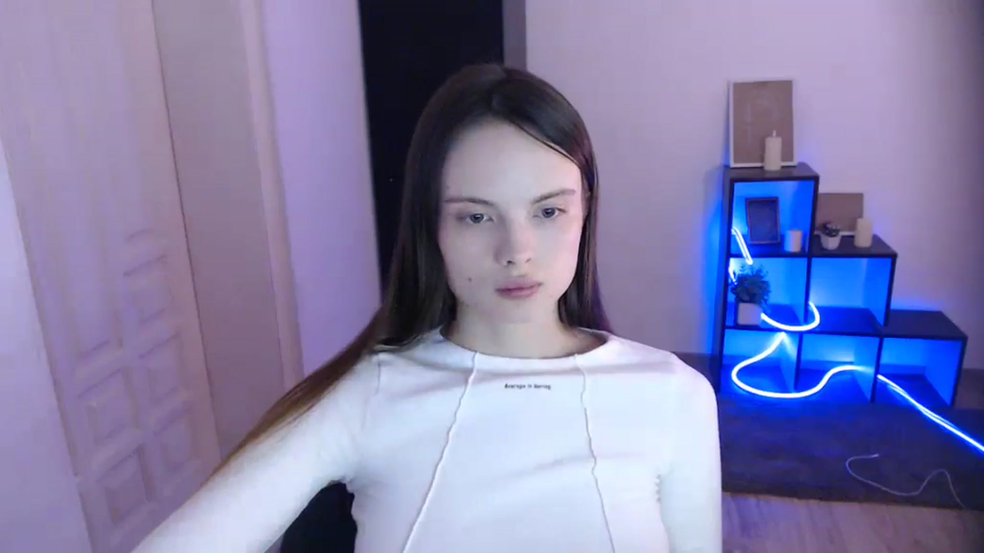Gallery image thumbnail from Ariella_ari's myfreecams stream on, 12/24/2025, 16:25 image 16 of 20