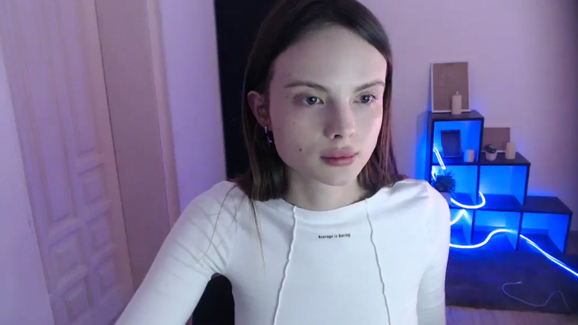 Gallery image thumbnail from Ariella_ari's myfreecams stream on, 12/24/2025, 18:07 image 8 of 20