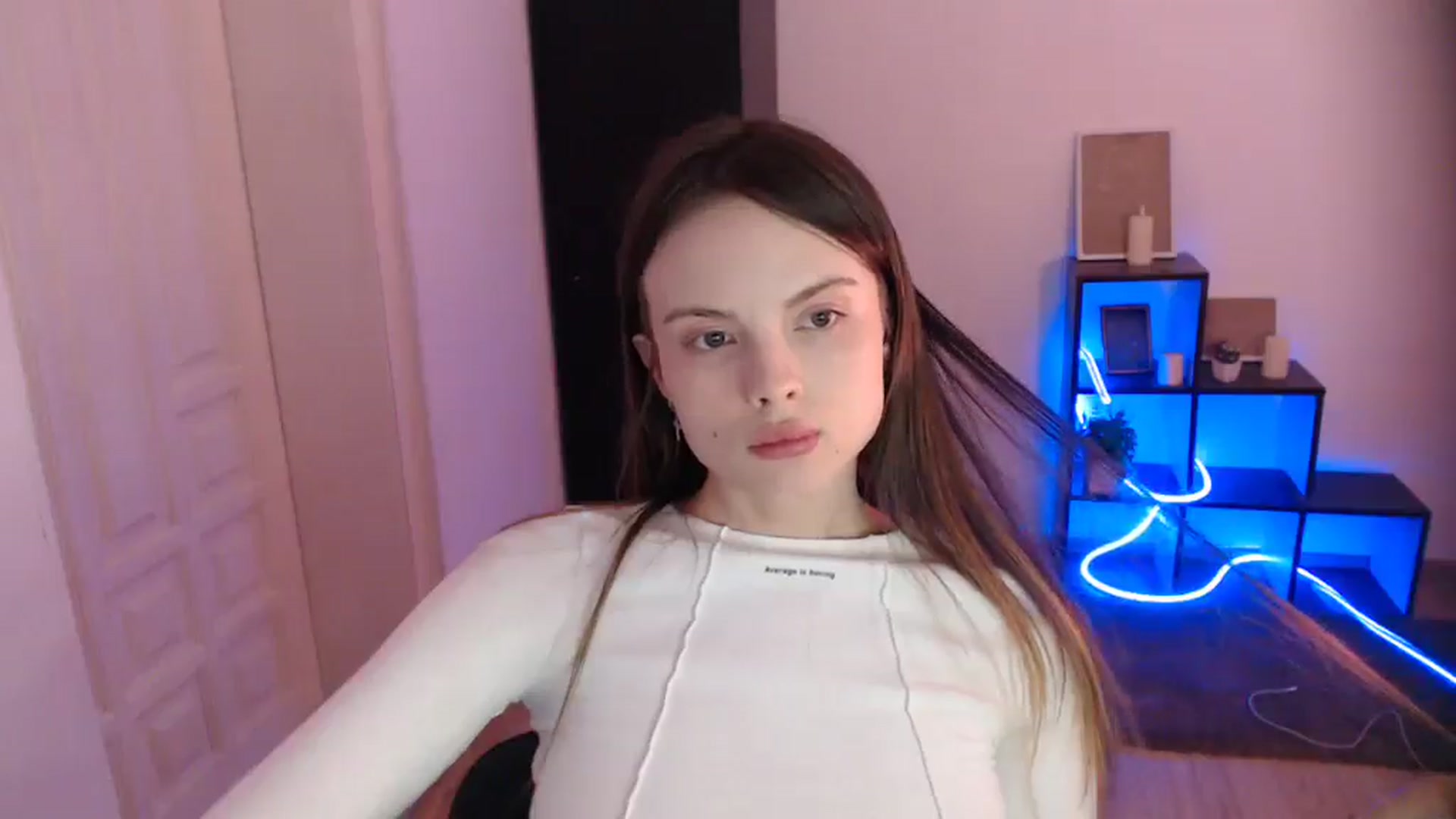 Gallery image thumbnail from Ariella_ari's myfreecams stream on, 12/24/2025, 18:07 image 4 of 20