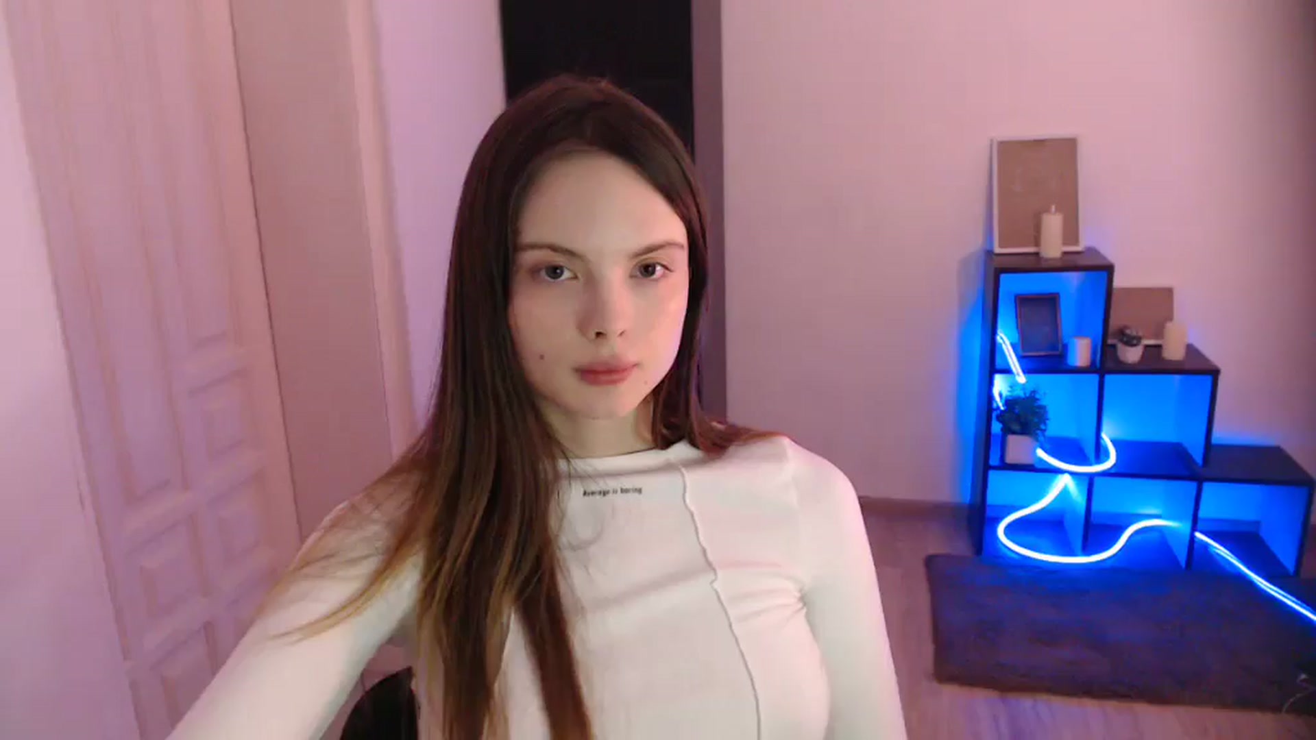 Gallery image thumbnail from Ariella_ari's myfreecams stream on, 12/24/2025, 18:37 image 9 of 20
