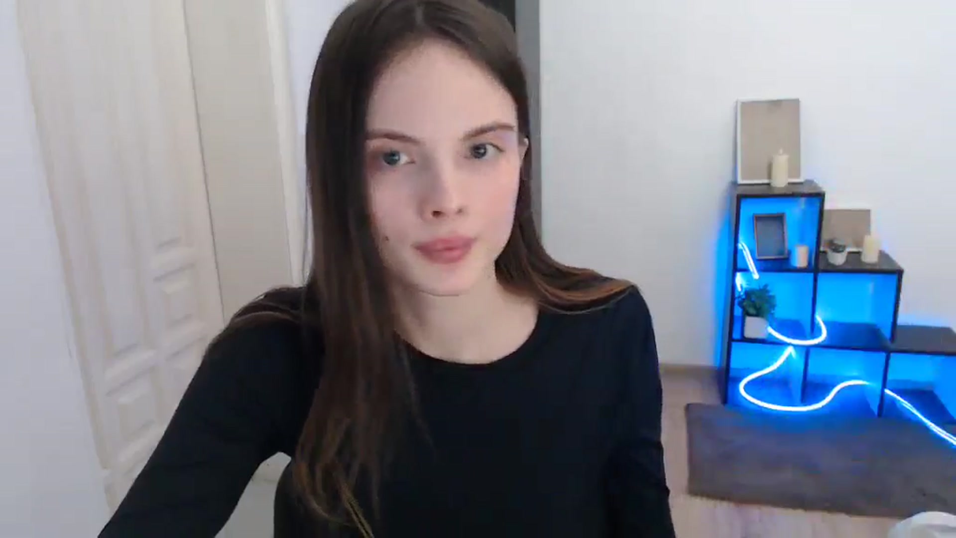 Gallery image thumbnail from Ariella_ari's myfreecams stream on, 12/26/2025, 16:38 image 12 of 20