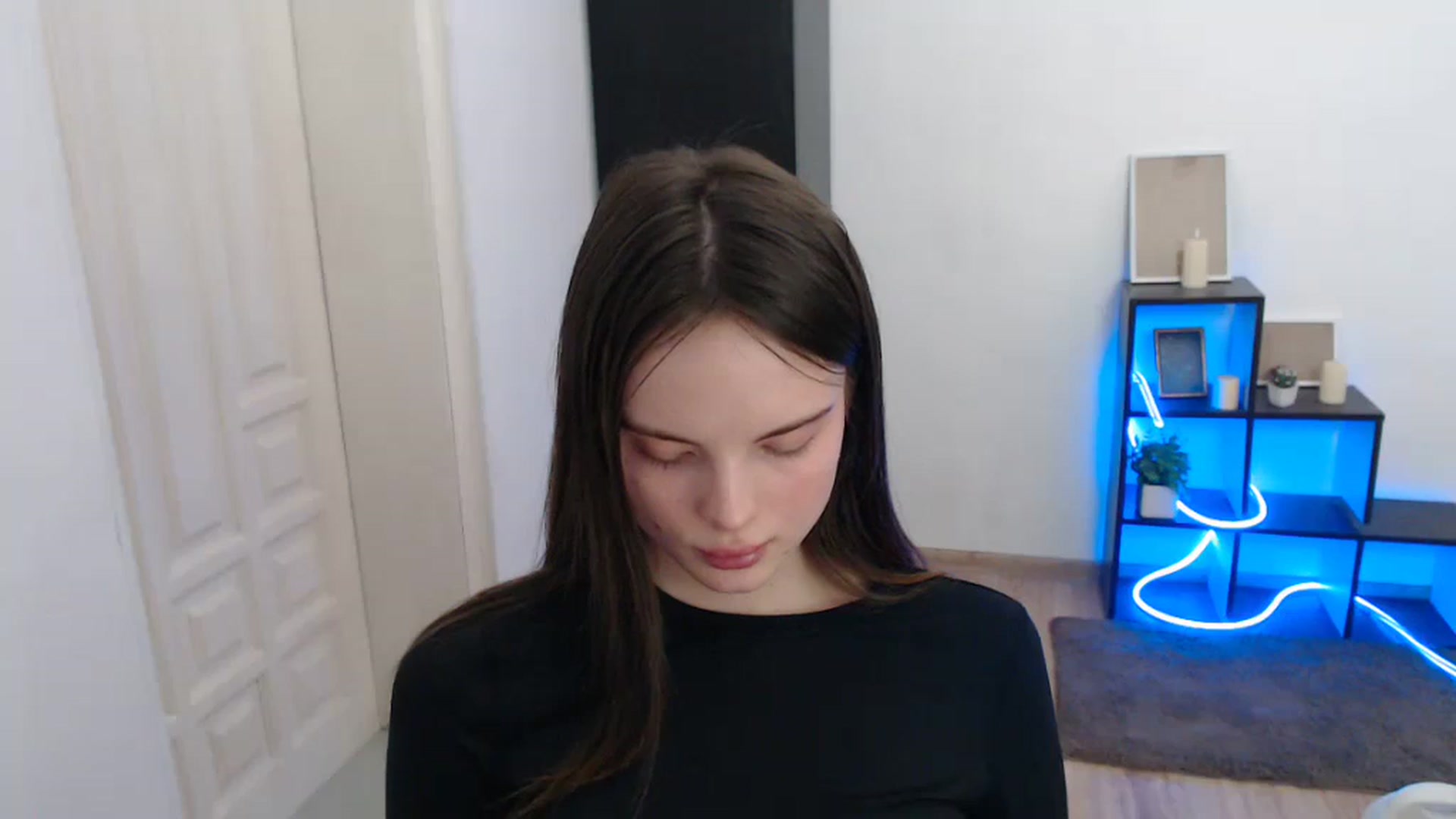 Gallery image thumbnail from Ariella_ari's myfreecams stream on, 12/26/2025, 16:38 image 10 of 20