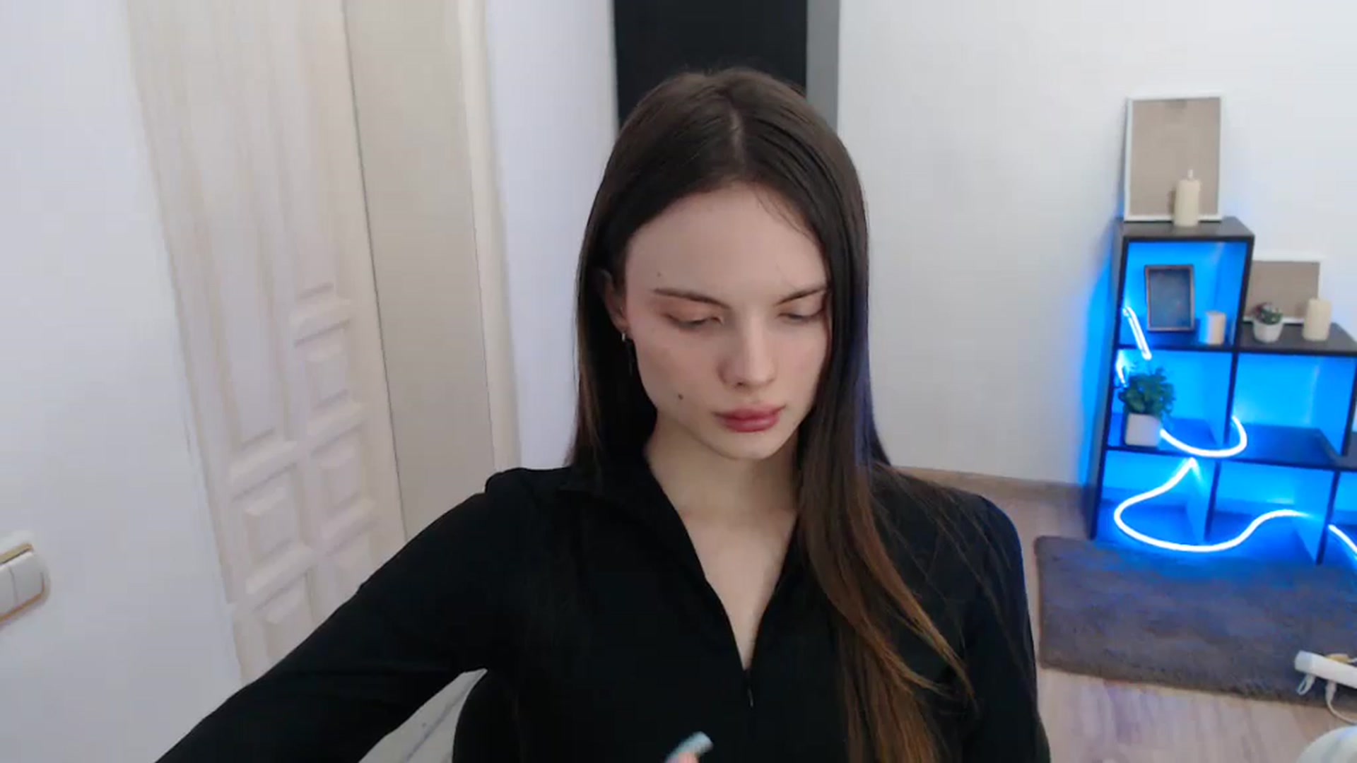 Gallery image thumbnail from Ariella_ari's myfreecams stream on, 12/27/2025, 10:16 image 6 of 20
