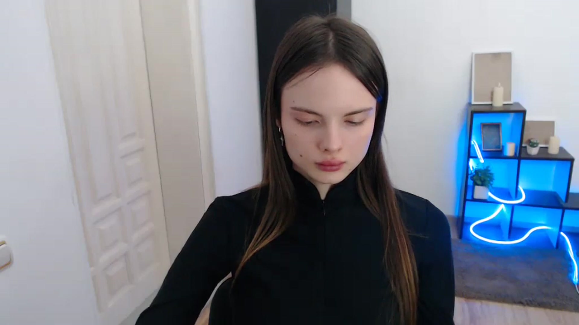 Gallery image thumbnail from Ariella_ari's myfreecams stream on, 12/27/2025, 11:53 image 17 of 20