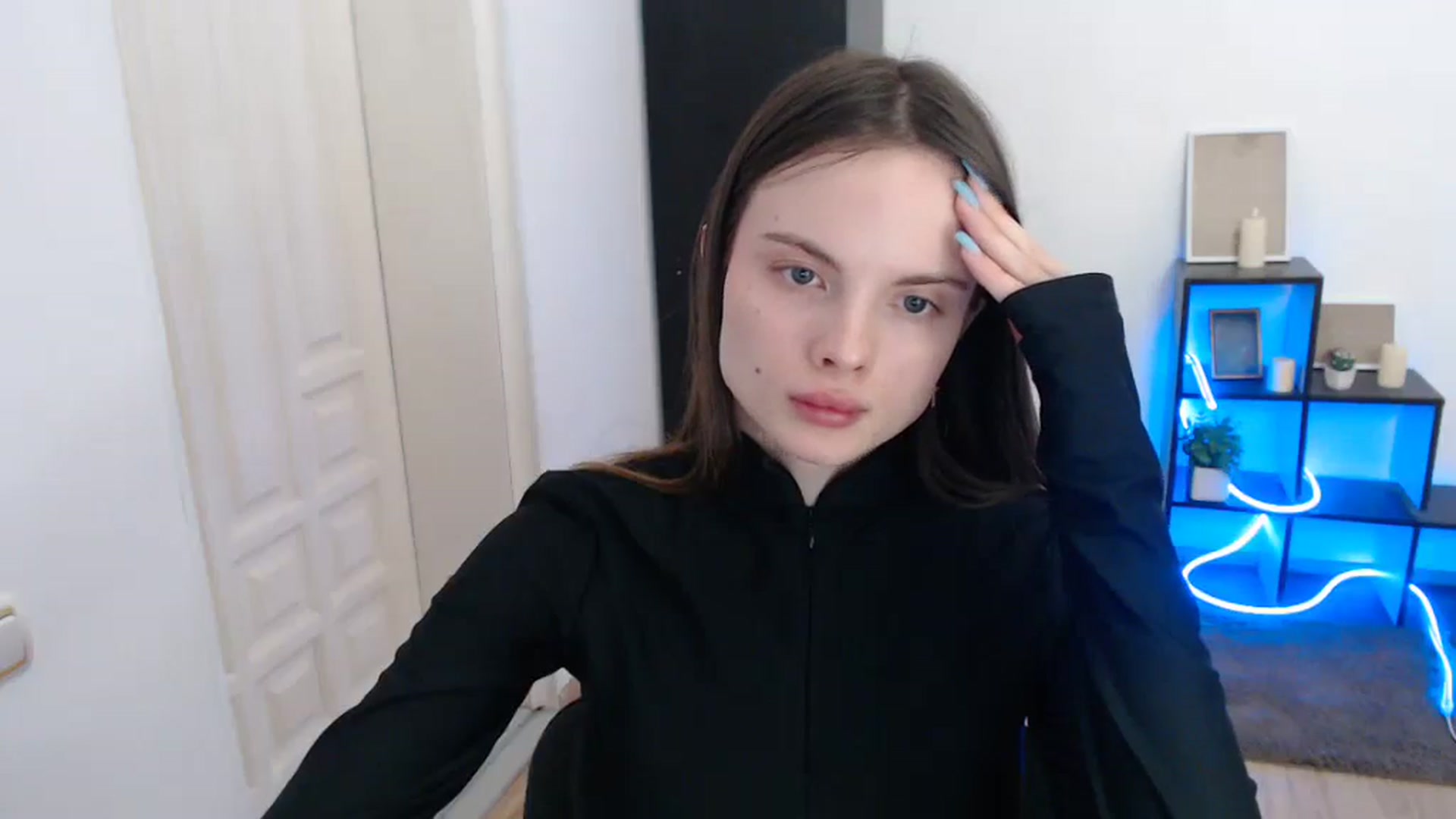 Gallery image thumbnail from Ariella_ari's myfreecams stream on, 12/27/2025, 11:53 image 14 of 20