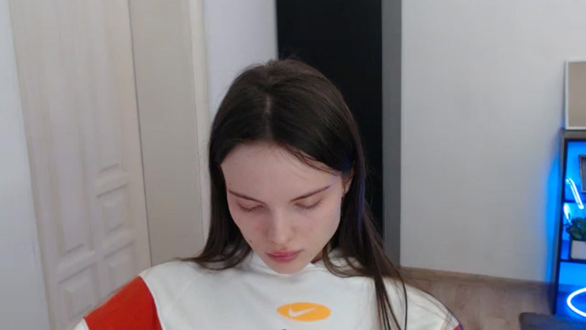 Gallery image thumbnail from Ariella_ari's myfreecams stream on, 01/02/2026, 15:24 image 11 of 20