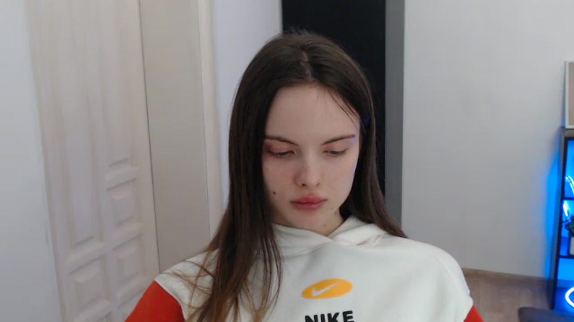 Gallery image thumbnail from Ariella_ari's myfreecams stream on, 01/02/2026, 15:24 image 19 of 20