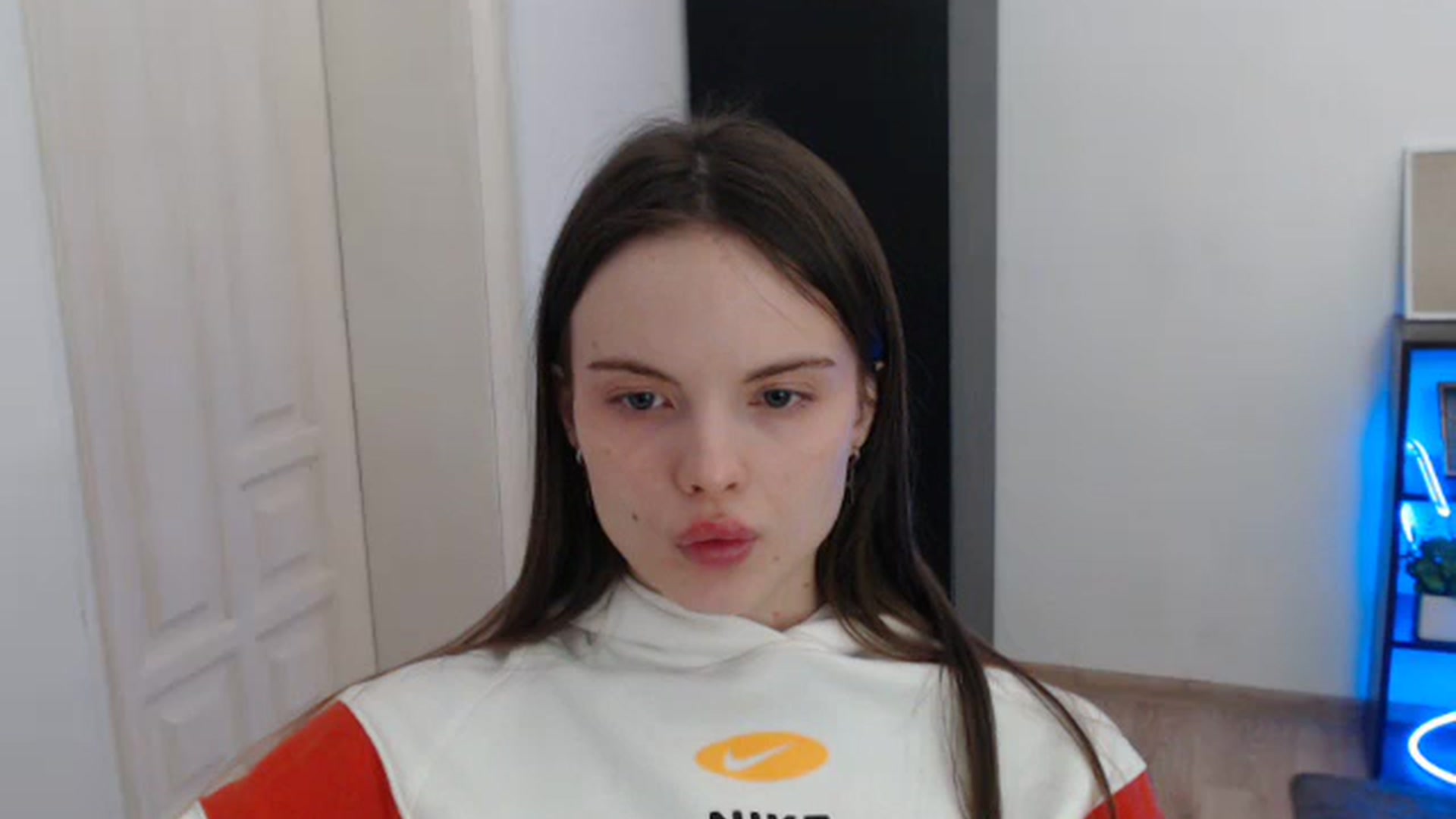 Gallery image thumbnail from Ariella_ari's myfreecams stream on, 01/02/2026, 15:24 image 8 of 20