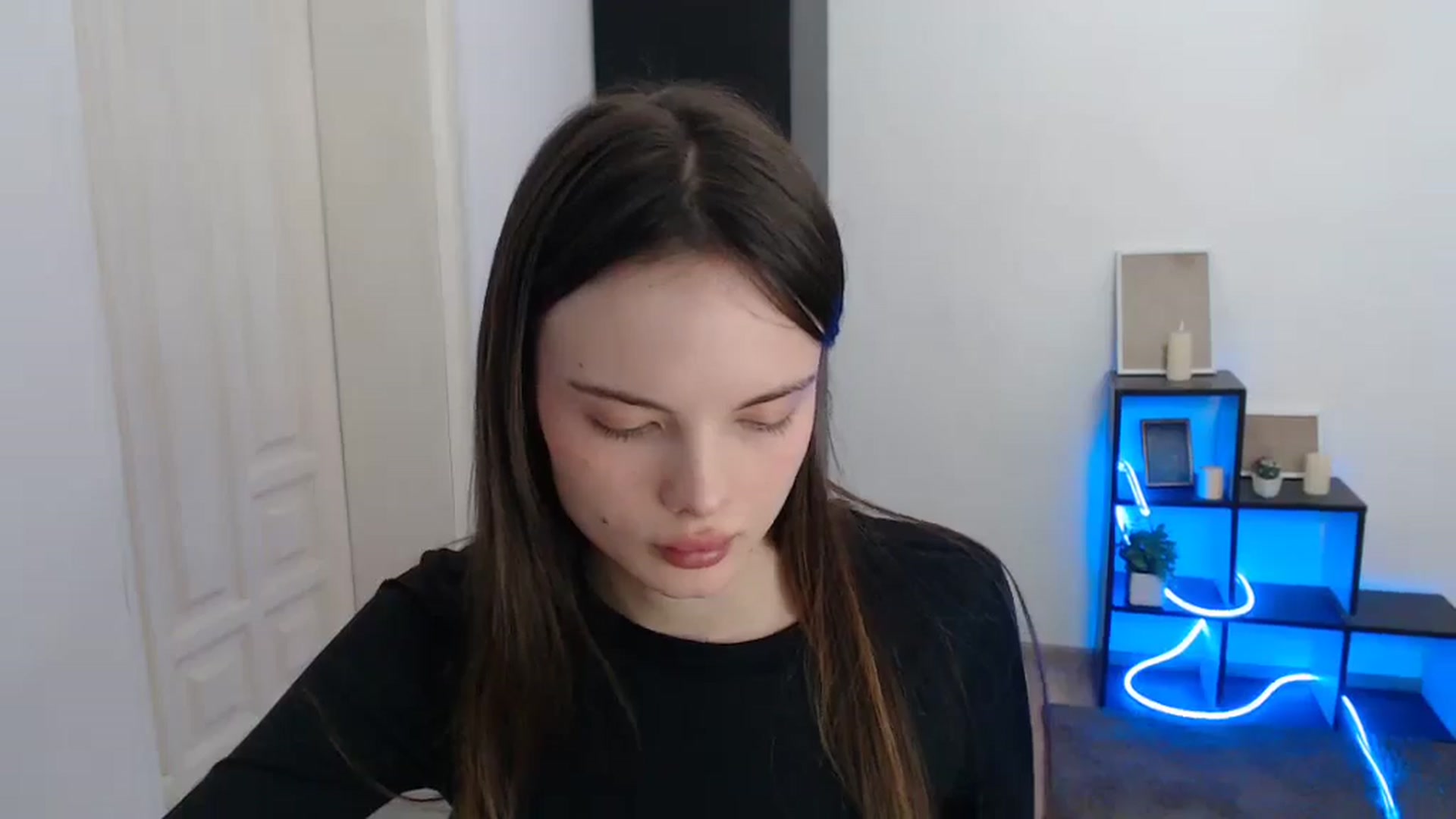 Gallery image thumbnail from Ariella_ari's myfreecams stream on, 01/04/2026, 15:22 image 5 of 20