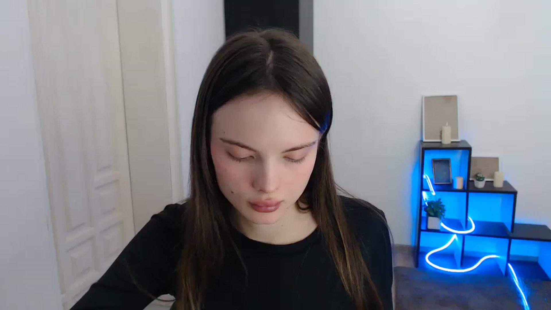 Gallery image thumbnail from Ariella_ari's myfreecams stream on, 01/04/2026, 15:22 image 6 of 20
