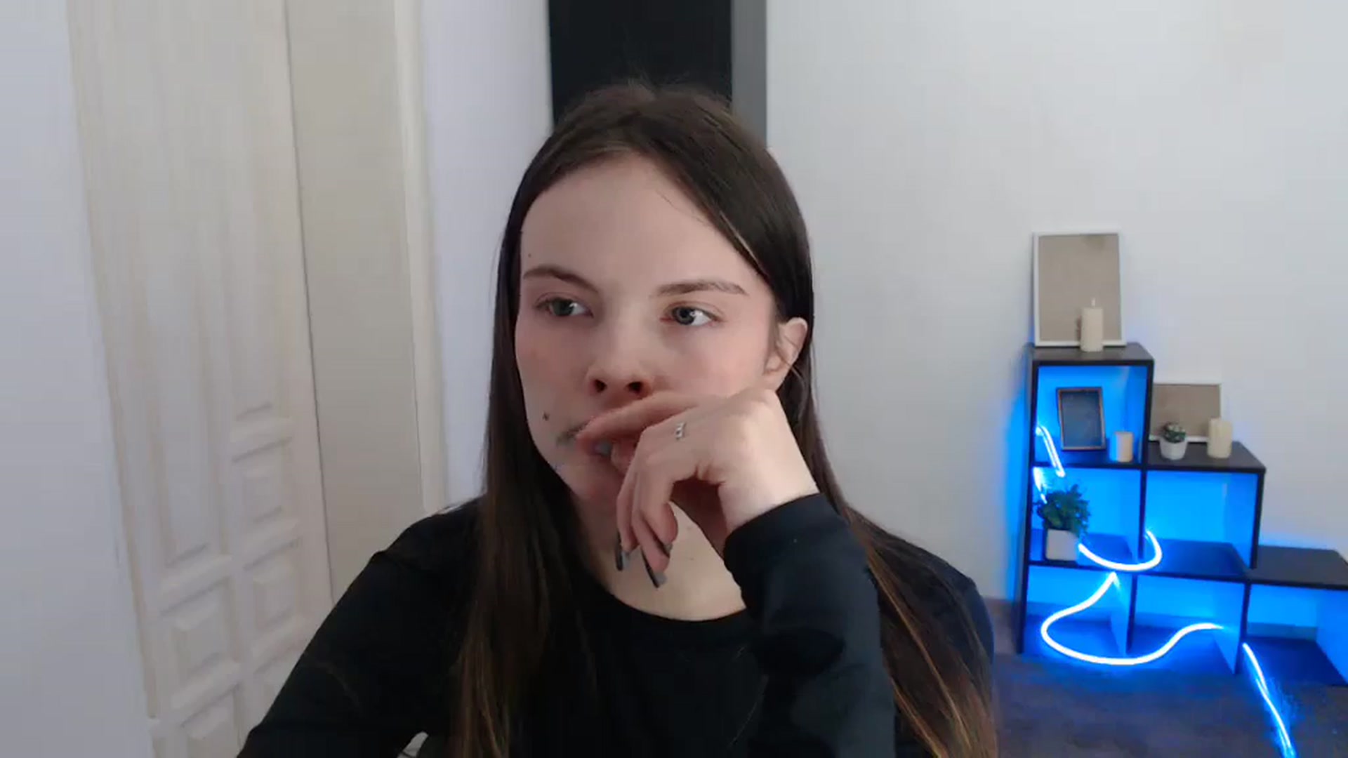 Gallery image thumbnail from Ariella_ari's myfreecams stream on, 01/04/2026, 15:22 image 7 of 20