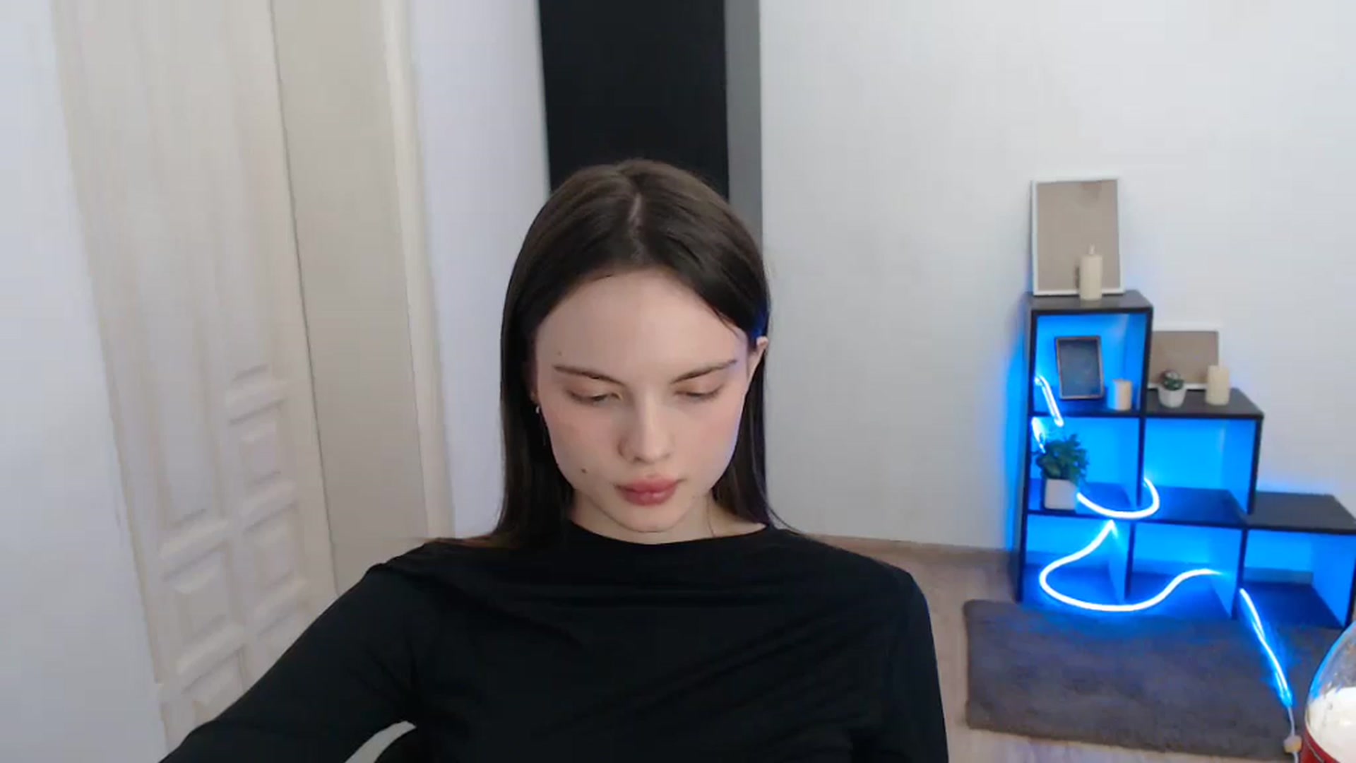 Gallery image thumbnail from Ariella_ari's myfreecams stream on, 01/04/2026, 18:20 image 9 of 20