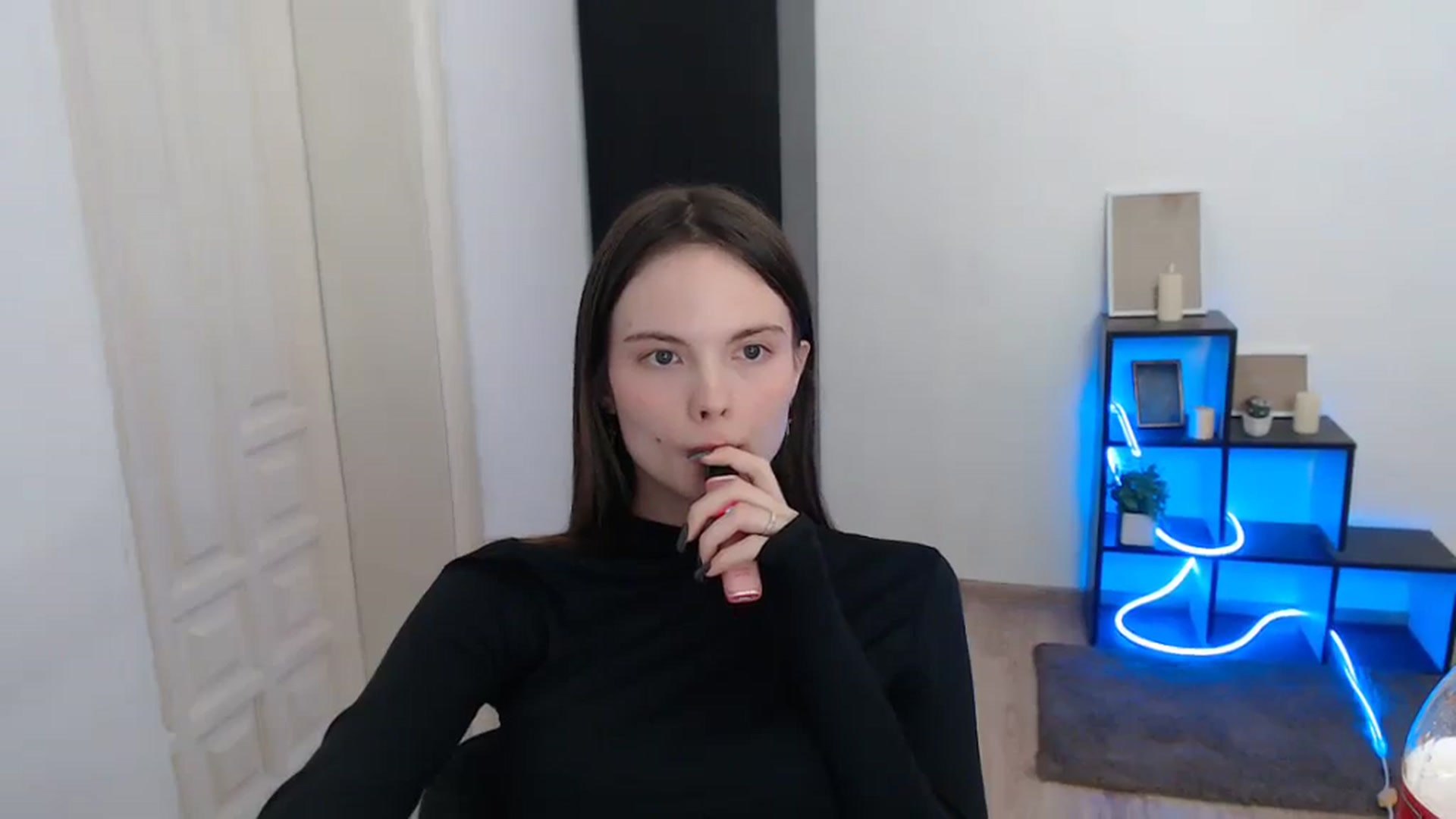Gallery image thumbnail from Ariella_ari's myfreecams stream on, 01/04/2026, 18:20 image 13 of 20