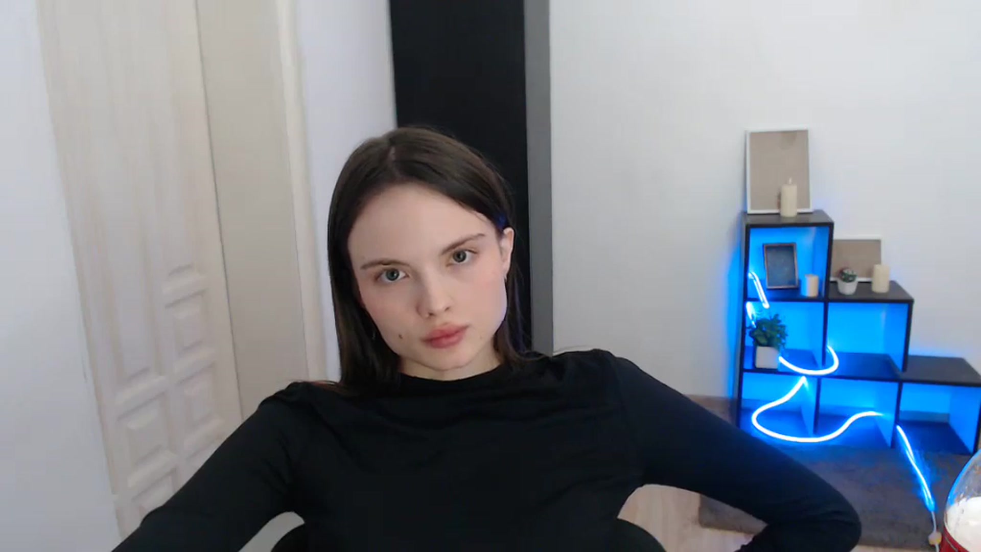 Gallery image thumbnail from Ariella_ari's myfreecams stream on, 01/04/2026, 18:20 image 10 of 20