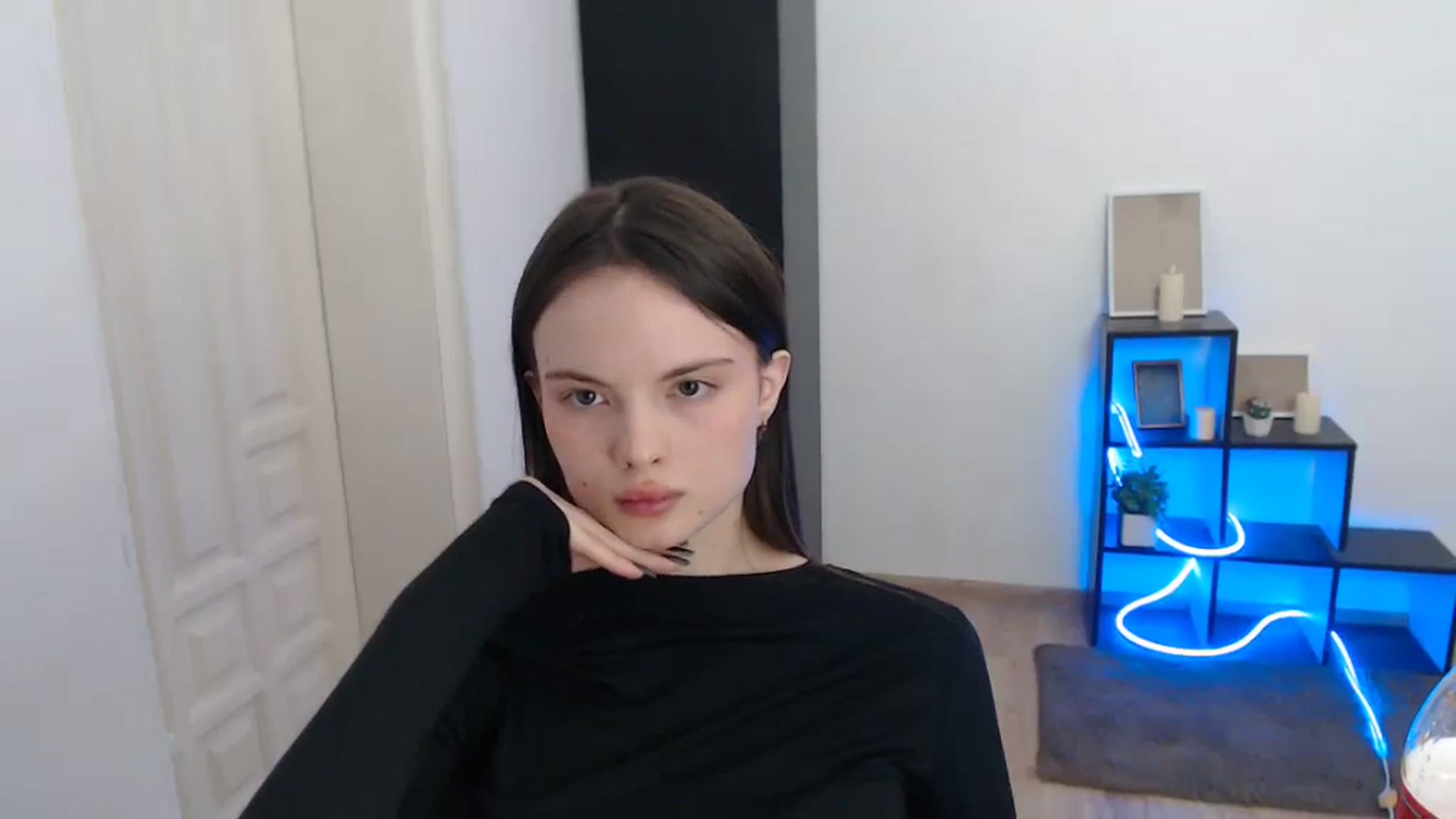 Gallery image thumbnail from Ariella_ari's myfreecams stream on, 01/04/2026, 18:20 image 8 of 20