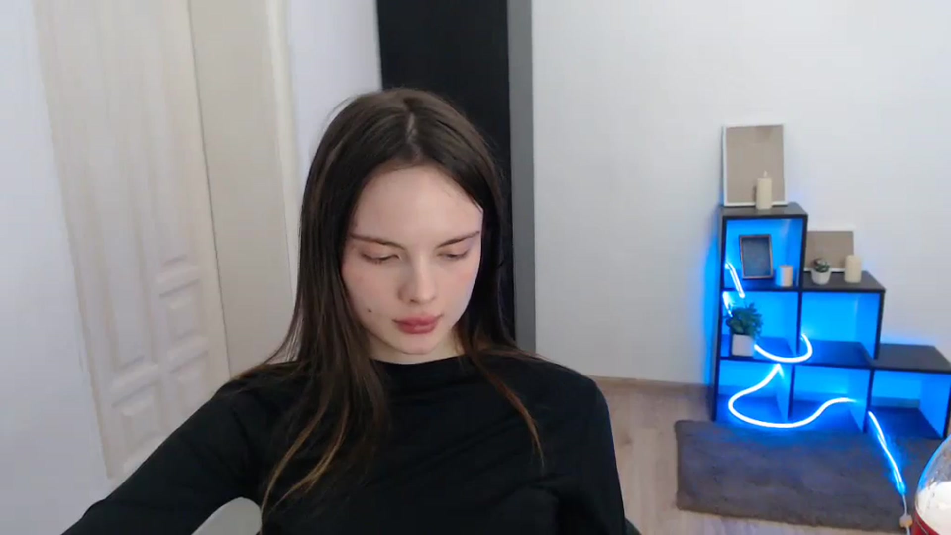 Gallery image thumbnail from Ariella_ari's myfreecams stream on, 01/04/2026, 18:20 image 18 of 20
