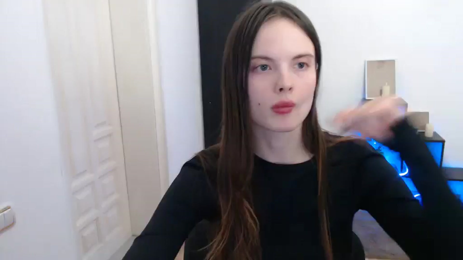 Gallery image thumbnail from Ariella_ari's myfreecams stream on, 01/08/2026, 18:30 image 1 of 20