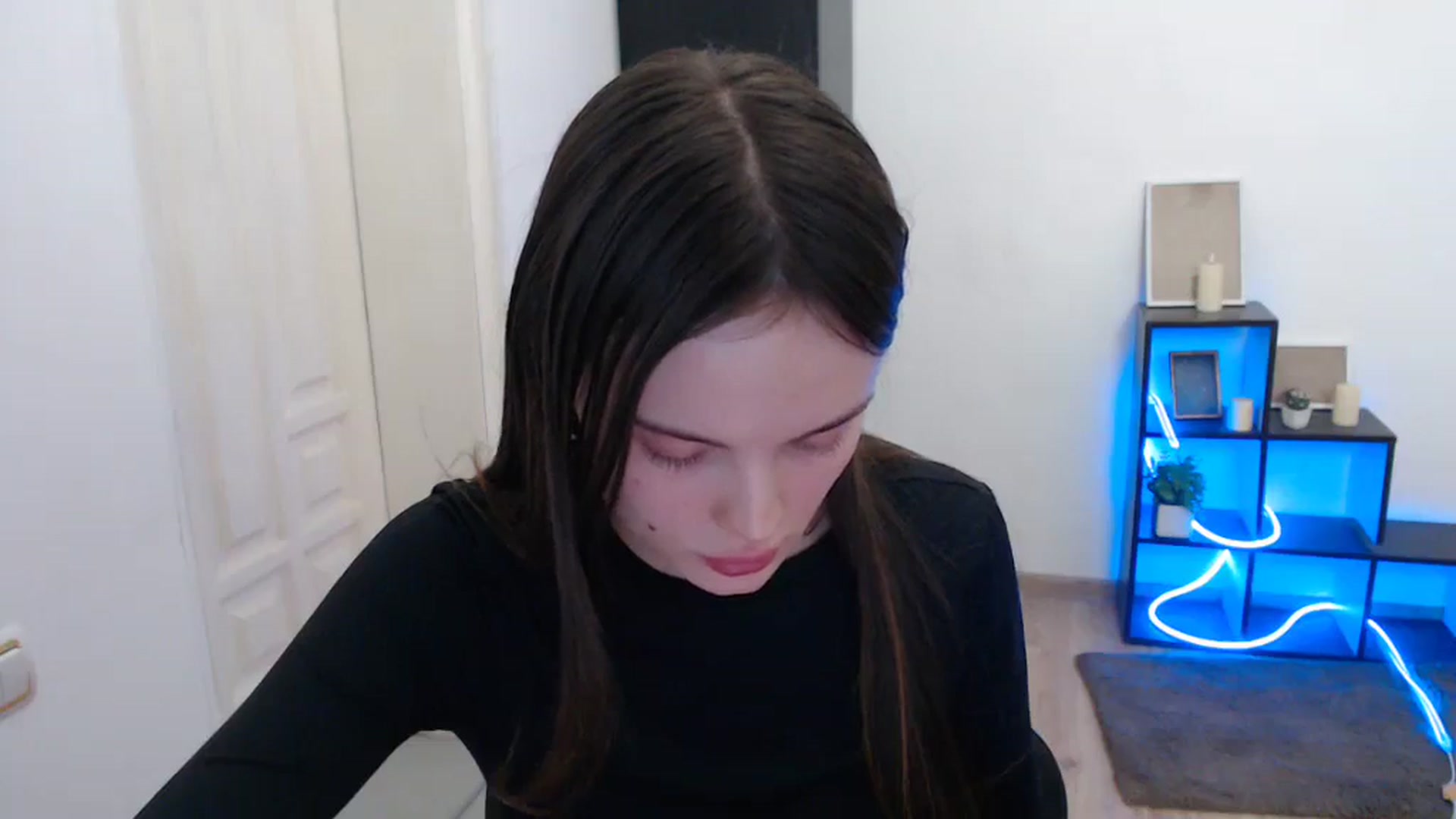 Gallery image thumbnail from Ariella_ari's myfreecams stream on, 01/08/2026, 18:30 image 19 of 20