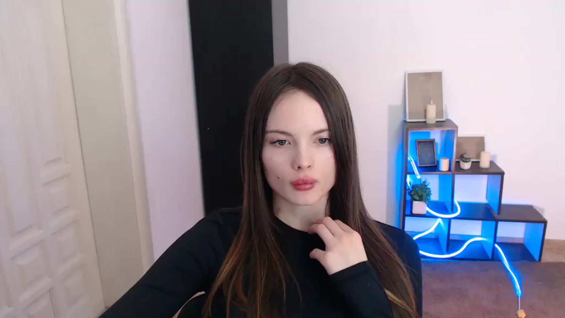 Gallery image thumbnail from Ariella_ari's myfreecams stream on, 01/11/2026, 16:21 image 13 of 20