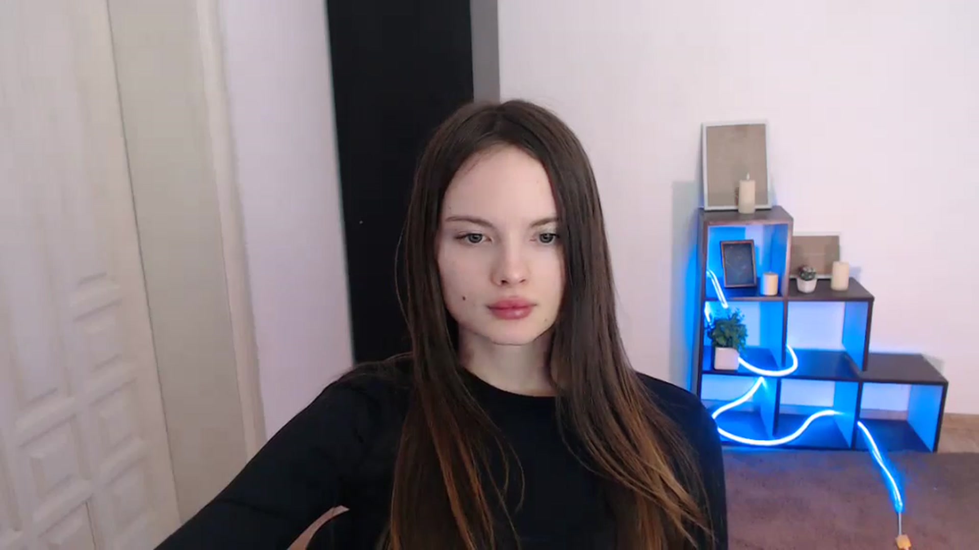 Gallery image thumbnail from Ariella_ari's myfreecams stream on, 01/11/2026, 16:21 image 6 of 20