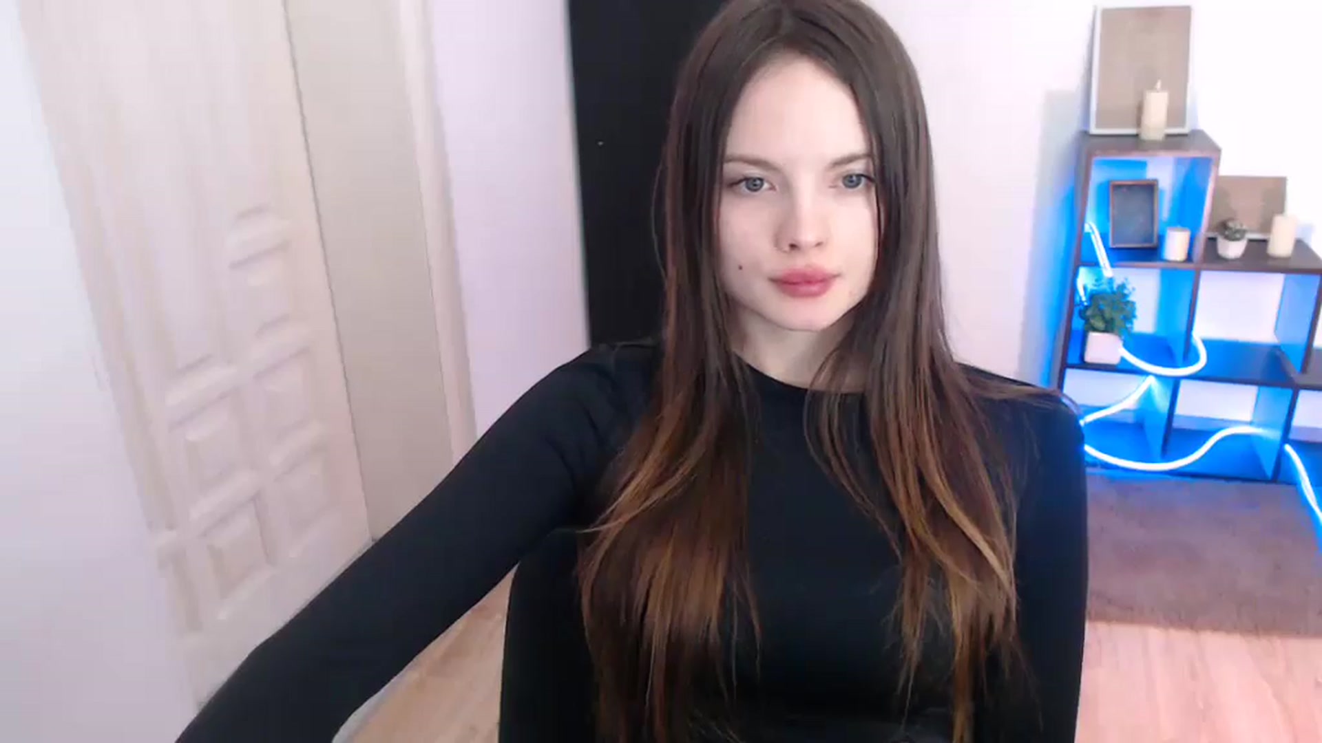 Gallery image thumbnail from Ariella_ari's myfreecams stream on, 01/11/2026, 16:21 image 4 of 20
