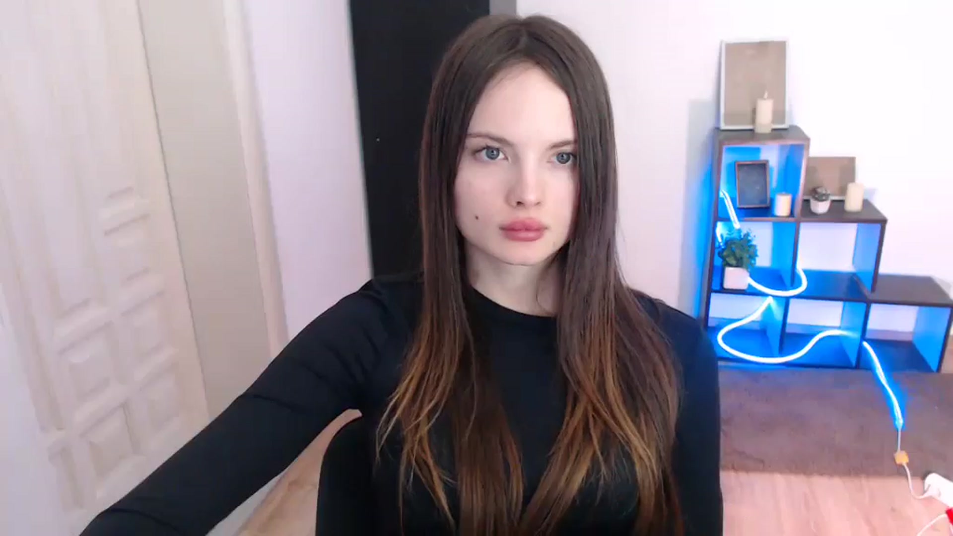 Gallery image thumbnail from Ariella_ari's myfreecams stream on, 01/11/2026, 16:21 image 18 of 20