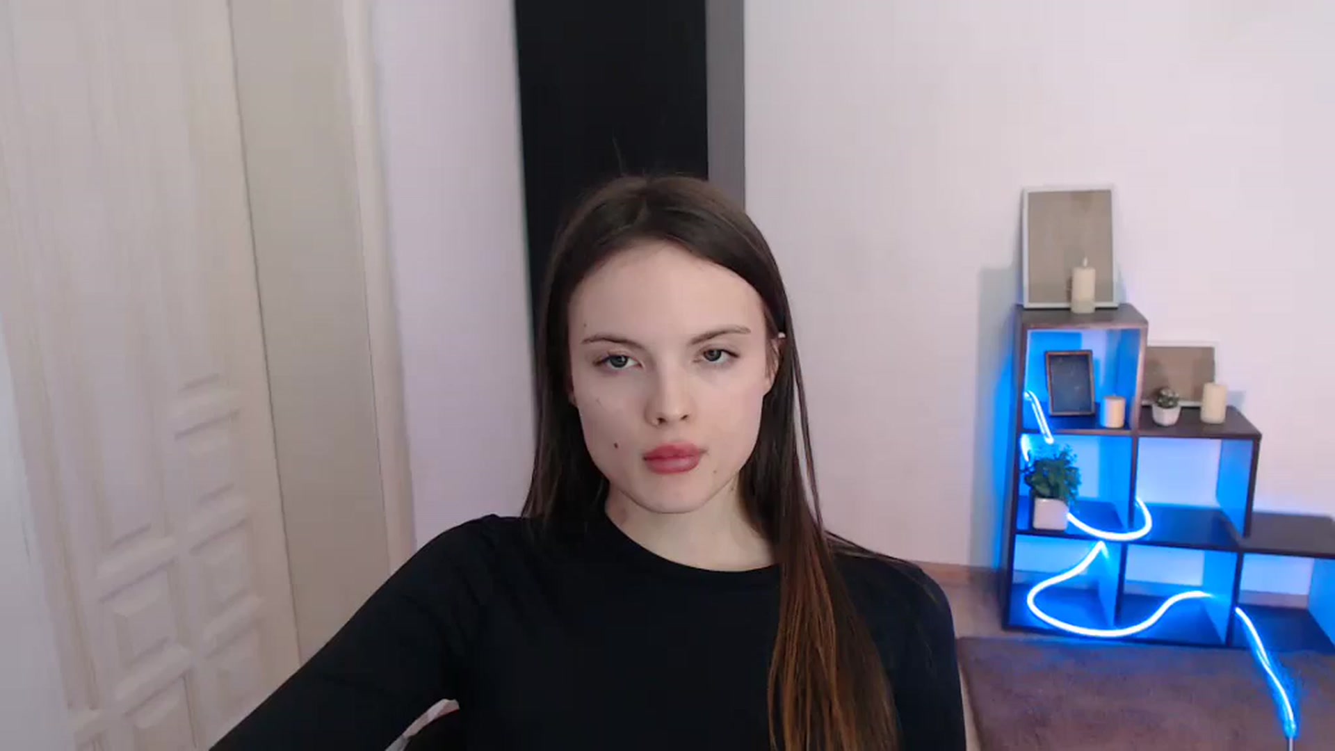 Gallery image thumbnail from Ariella_ari's myfreecams stream on, 01/11/2026, 18:43 image 18 of 20