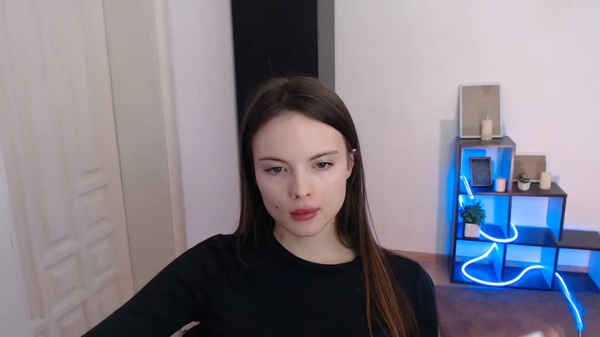 Gallery image thumbnail from Ariella_ari's myfreecams stream on, 01/11/2026, 18:43 image 19 of 20
