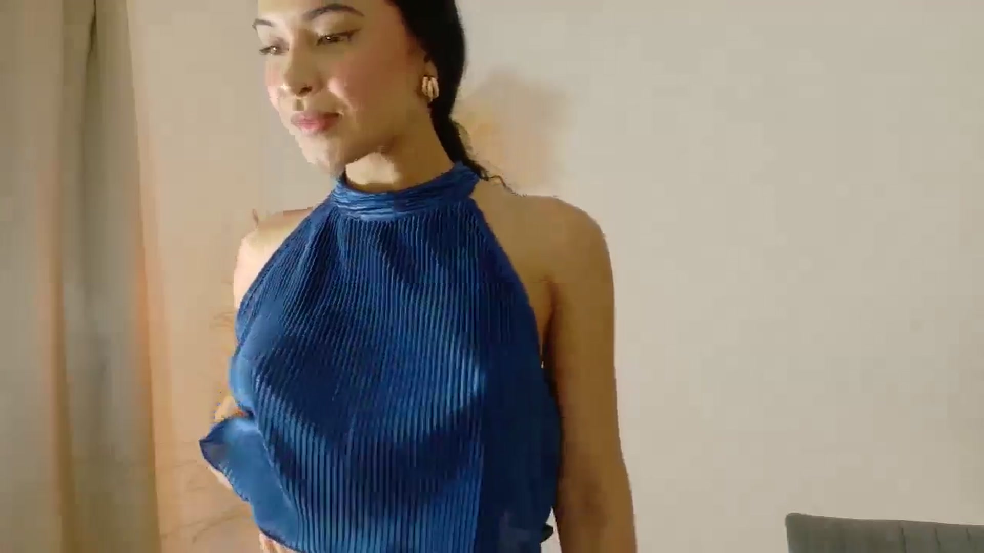 Gallery image thumbnail from Arielle_1's myfreecams stream on, 08/17/2025, 22:48 image 18 of 20