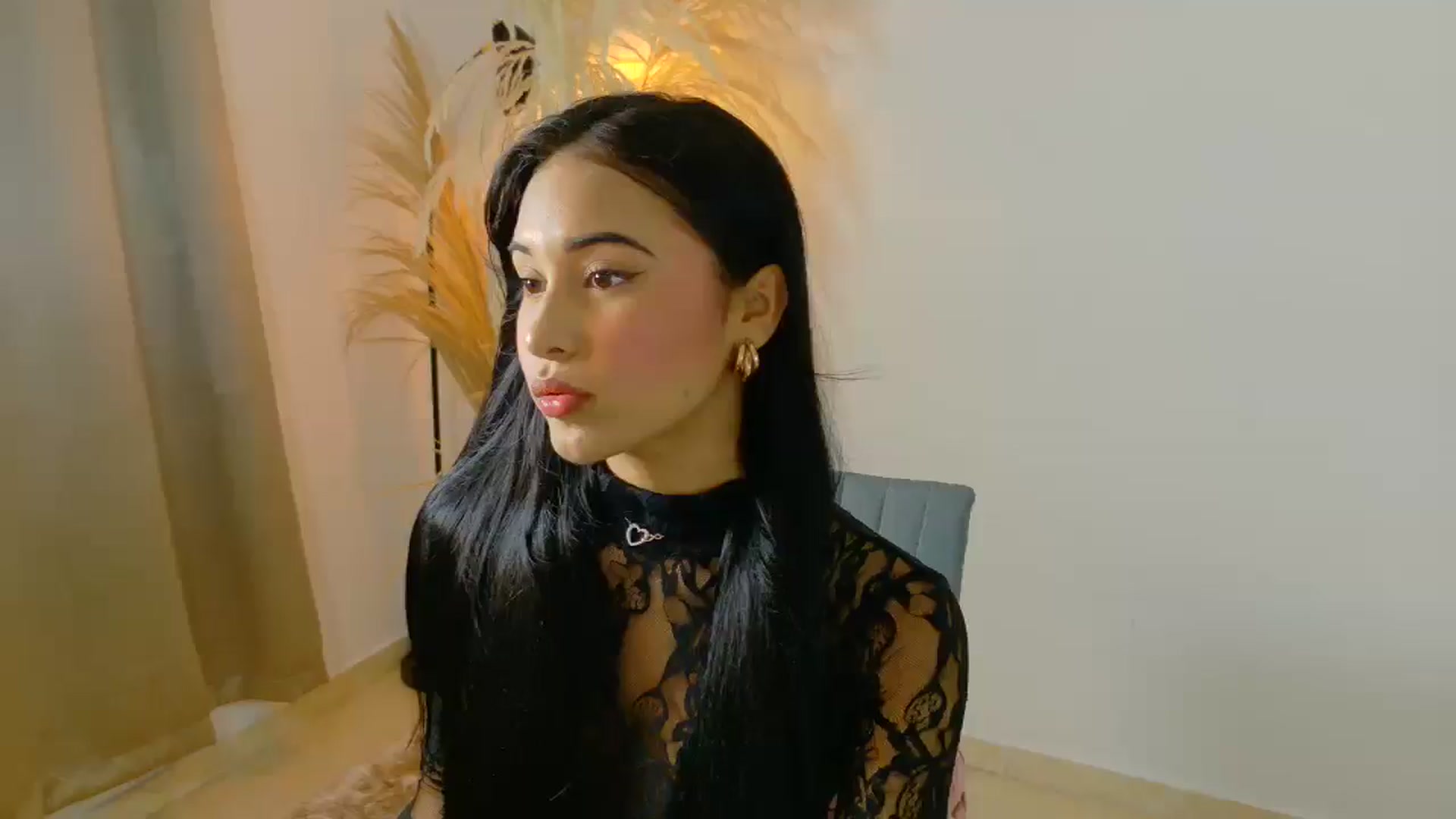Gallery image thumbnail from Arielle_1's myfreecams stream on, 08/23/2025, 01:19 image 11 of 20