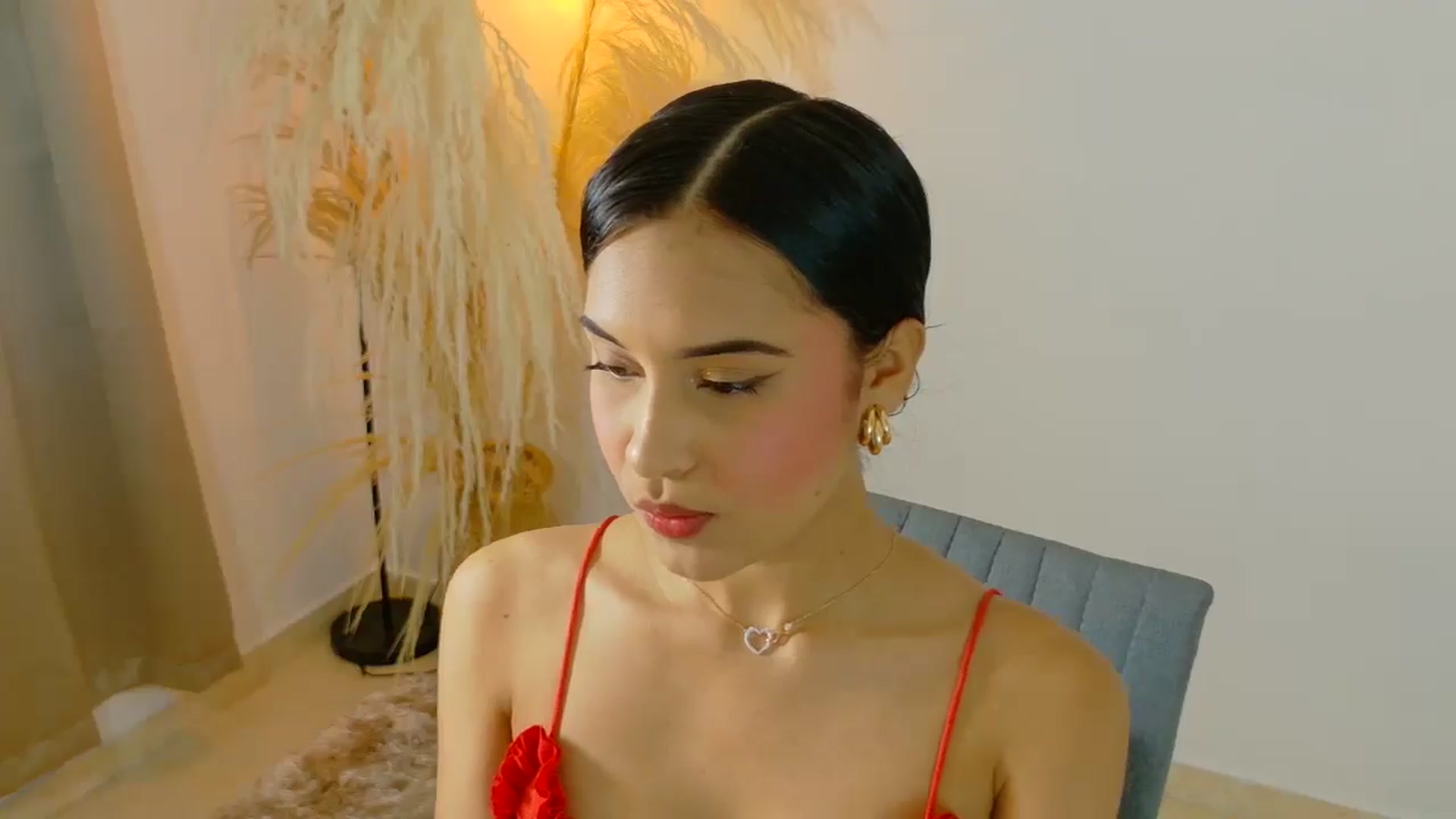 Gallery image thumbnail from Arielle_1's myfreecams stream on, 08/23/2025, 23:08 image 4 of 20