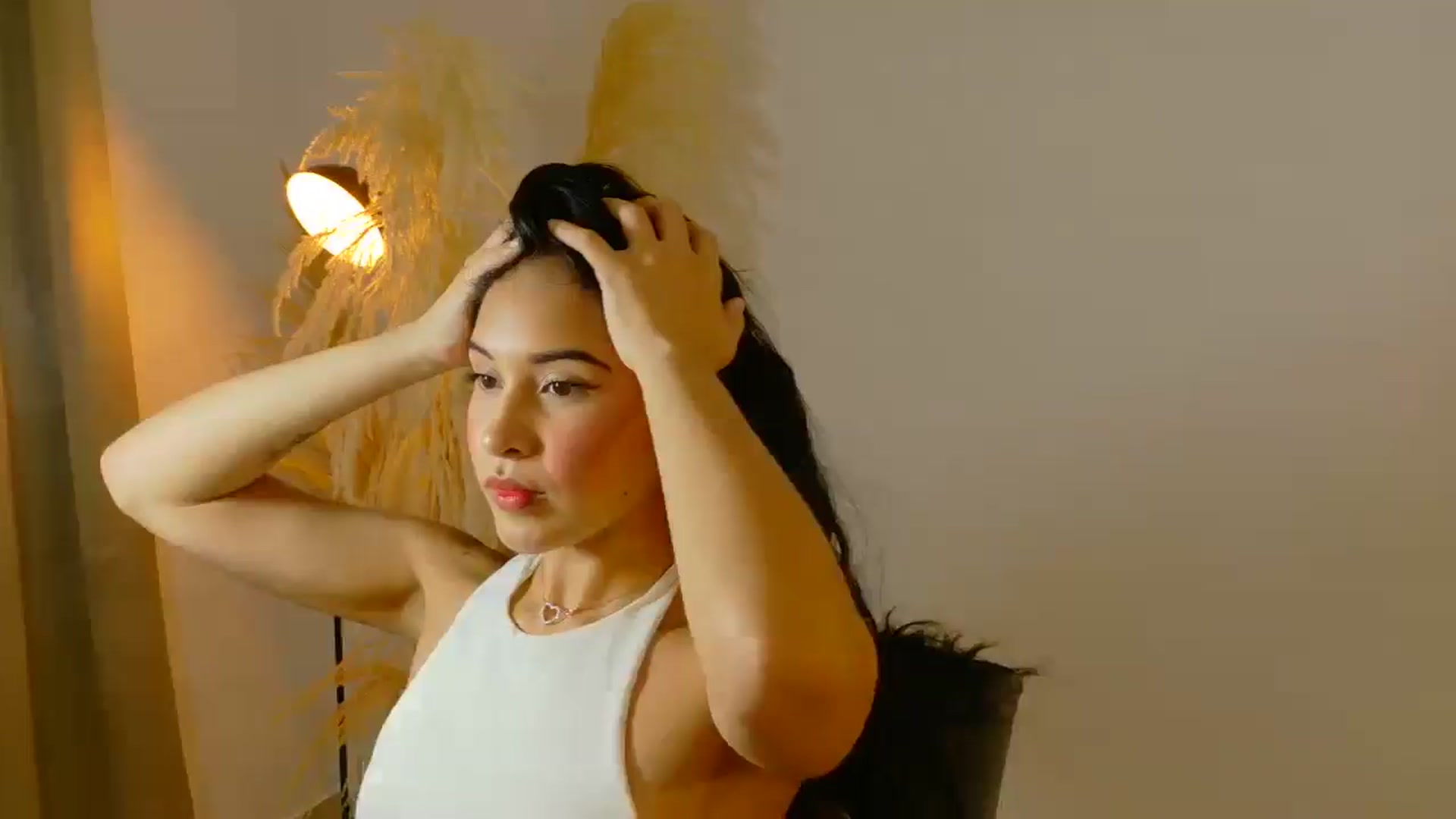 Gallery image thumbnail from Arielle_1's myfreecams stream on, 08/27/2025, 01:51 image 8 of 20