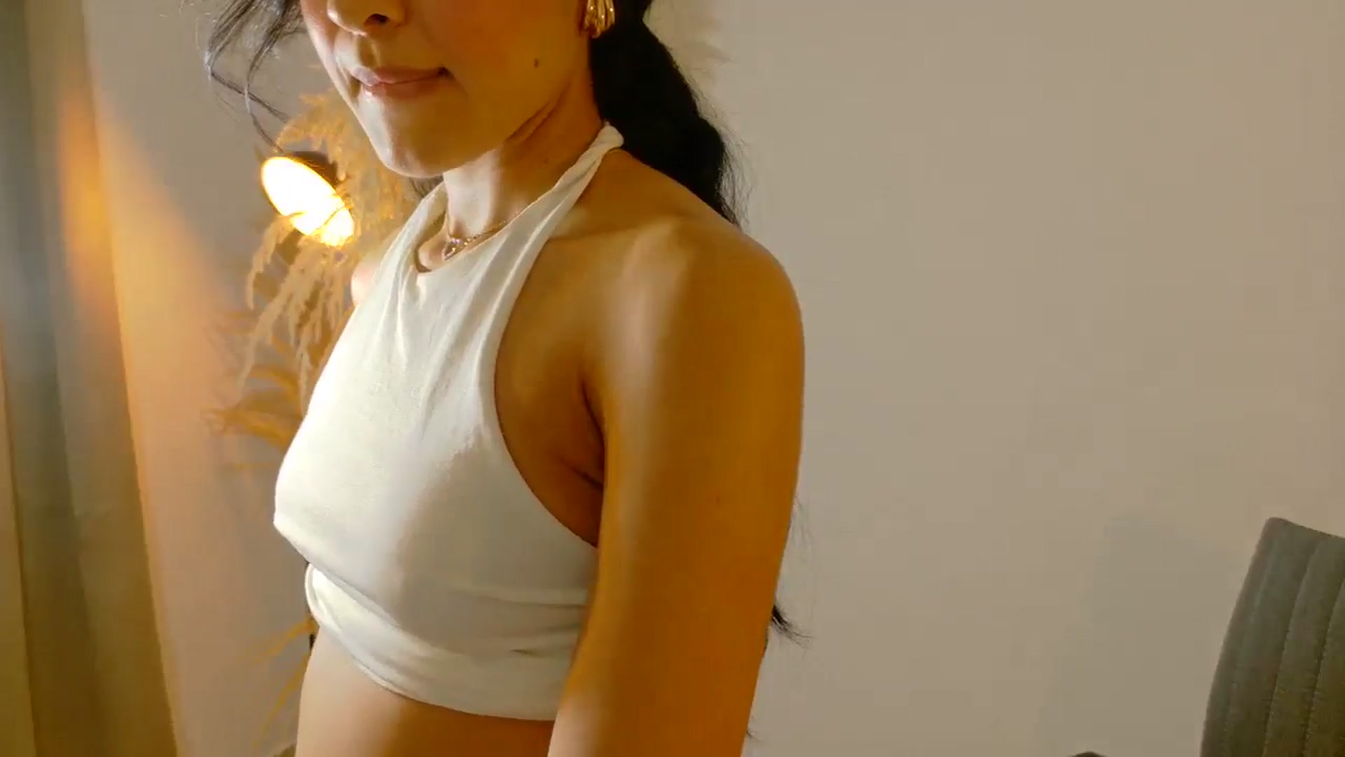 Gallery image thumbnail from Arielle_1's myfreecams stream on, 08/27/2025, 01:51 image 6 of 20