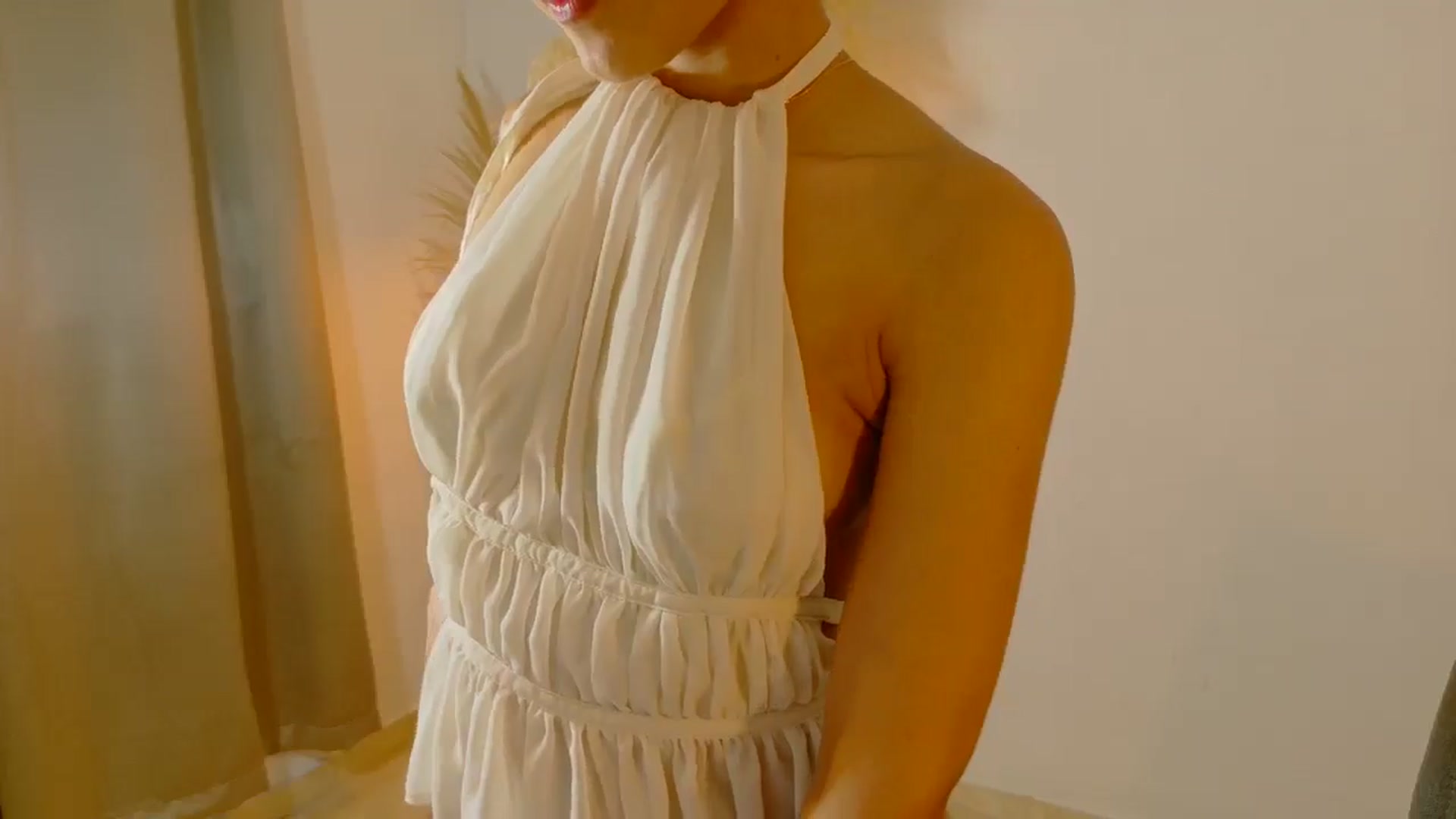 Gallery image thumbnail from Arielle_1's myfreecams stream on, 08/28/2025, 23:25 image 15 of 20