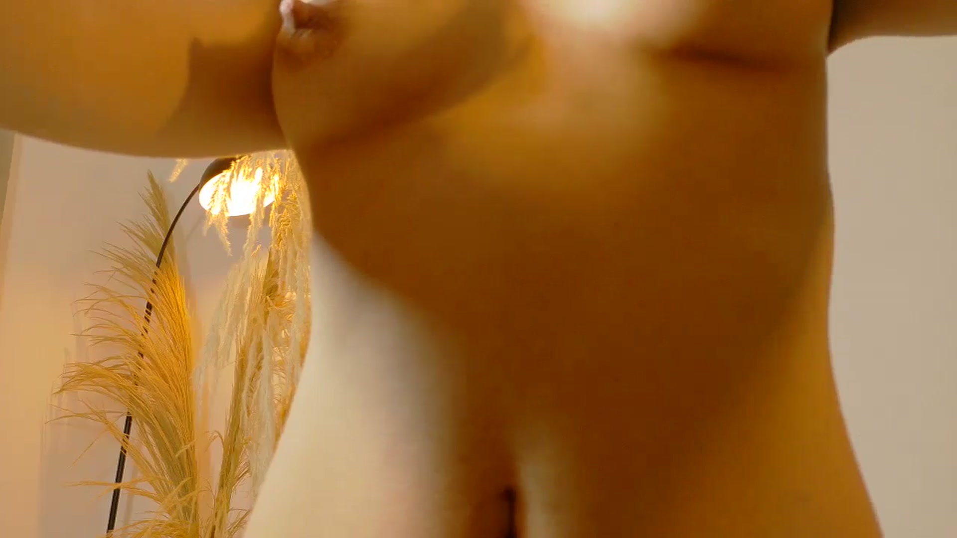 Gallery image thumbnail from Arielle_1's myfreecams stream on, 08/28/2025, 23:25 image 10 of 20