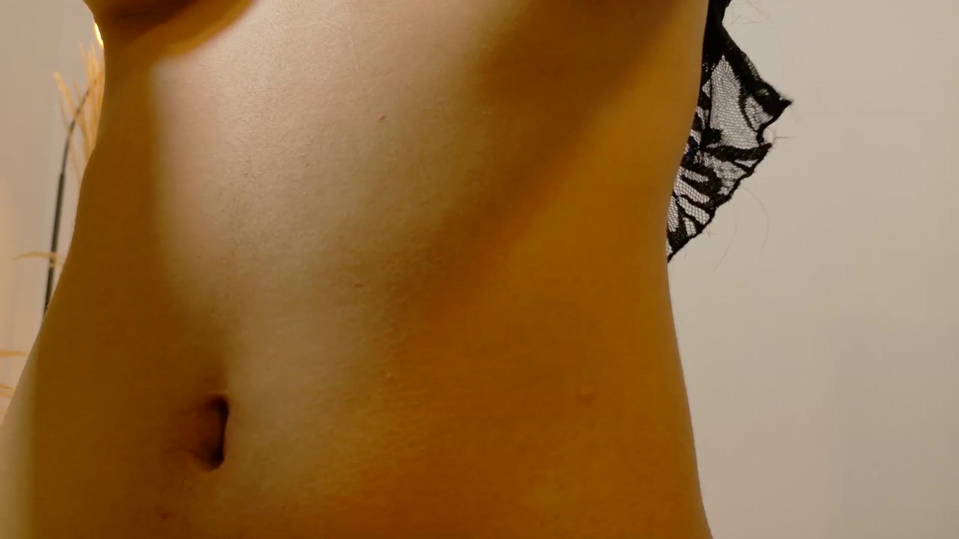 Gallery image thumbnail from Arielle_1's myfreecams stream on, 09/03/2025, 24:15 image 17 of 20