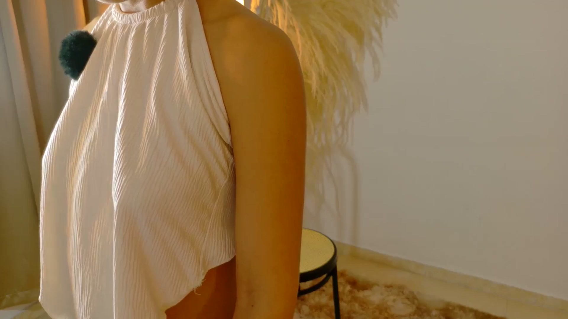 Gallery image thumbnail from Arielle_1's myfreecams stream on, 09/06/2025, 23:47 image 19 of 20