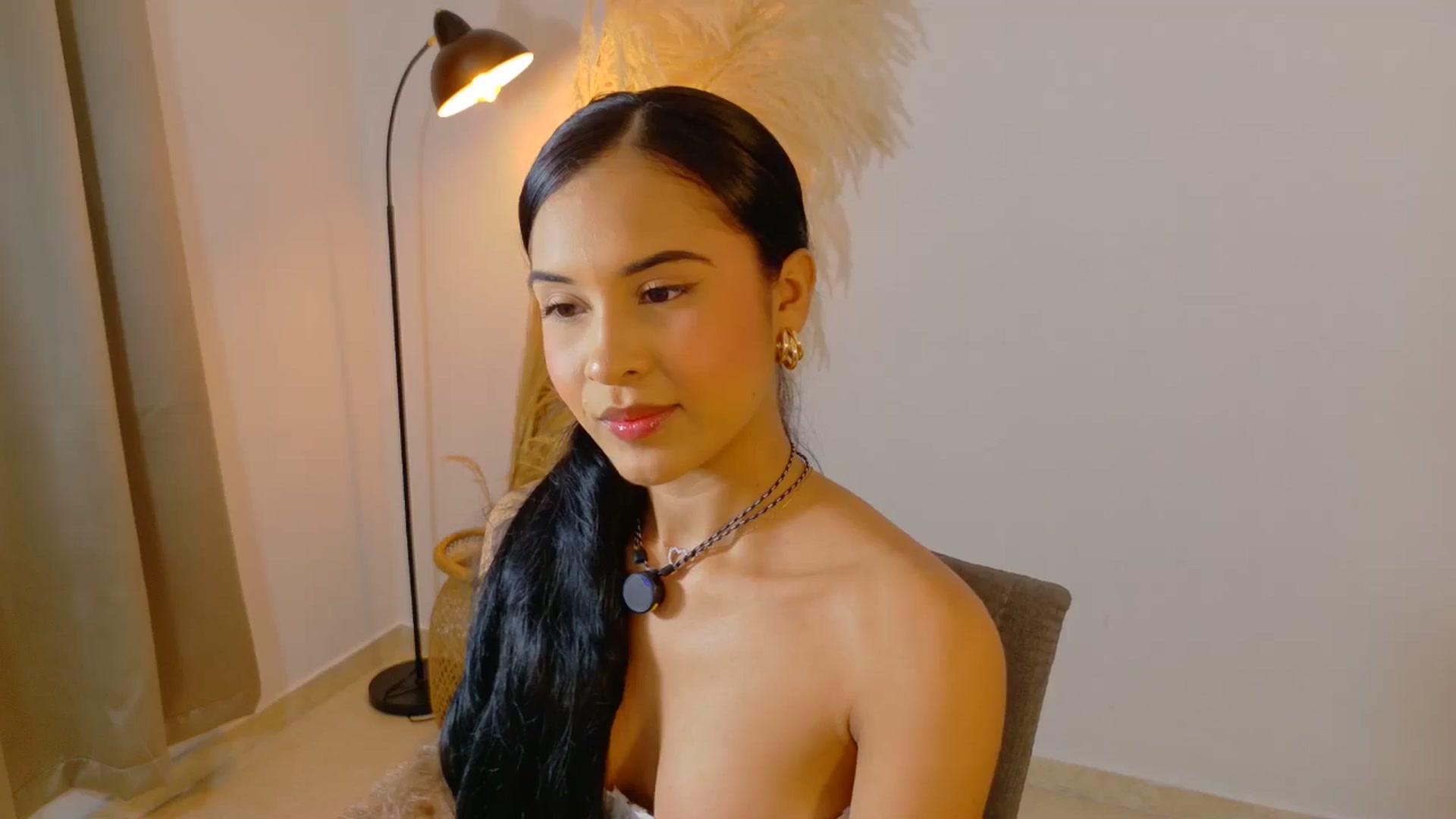 Gallery image thumbnail from Arielle_1's myfreecams stream on, 09/08/2025, 23:02 image 17 of 20
