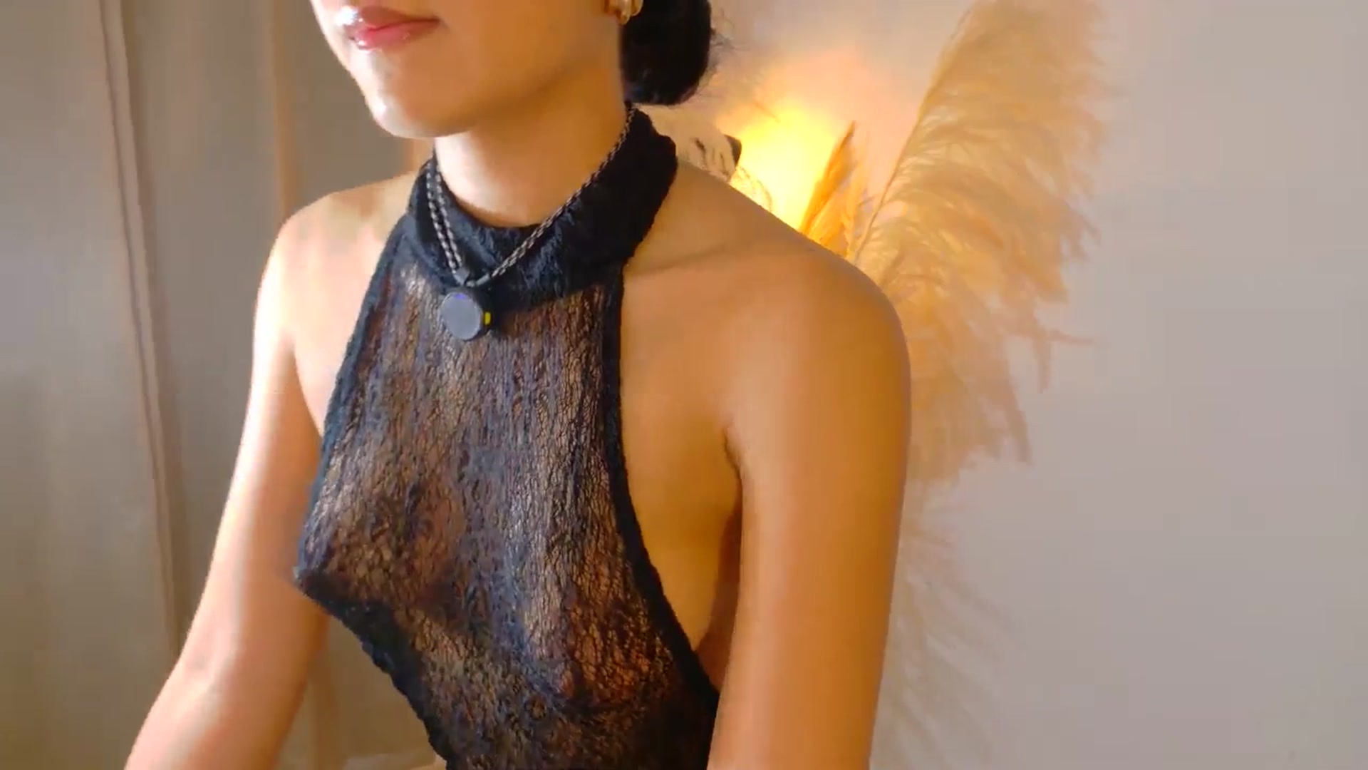 Gallery image thumbnail from Arielle_1's myfreecams stream on, 09/17/2025, 01:13 image 14 of 20