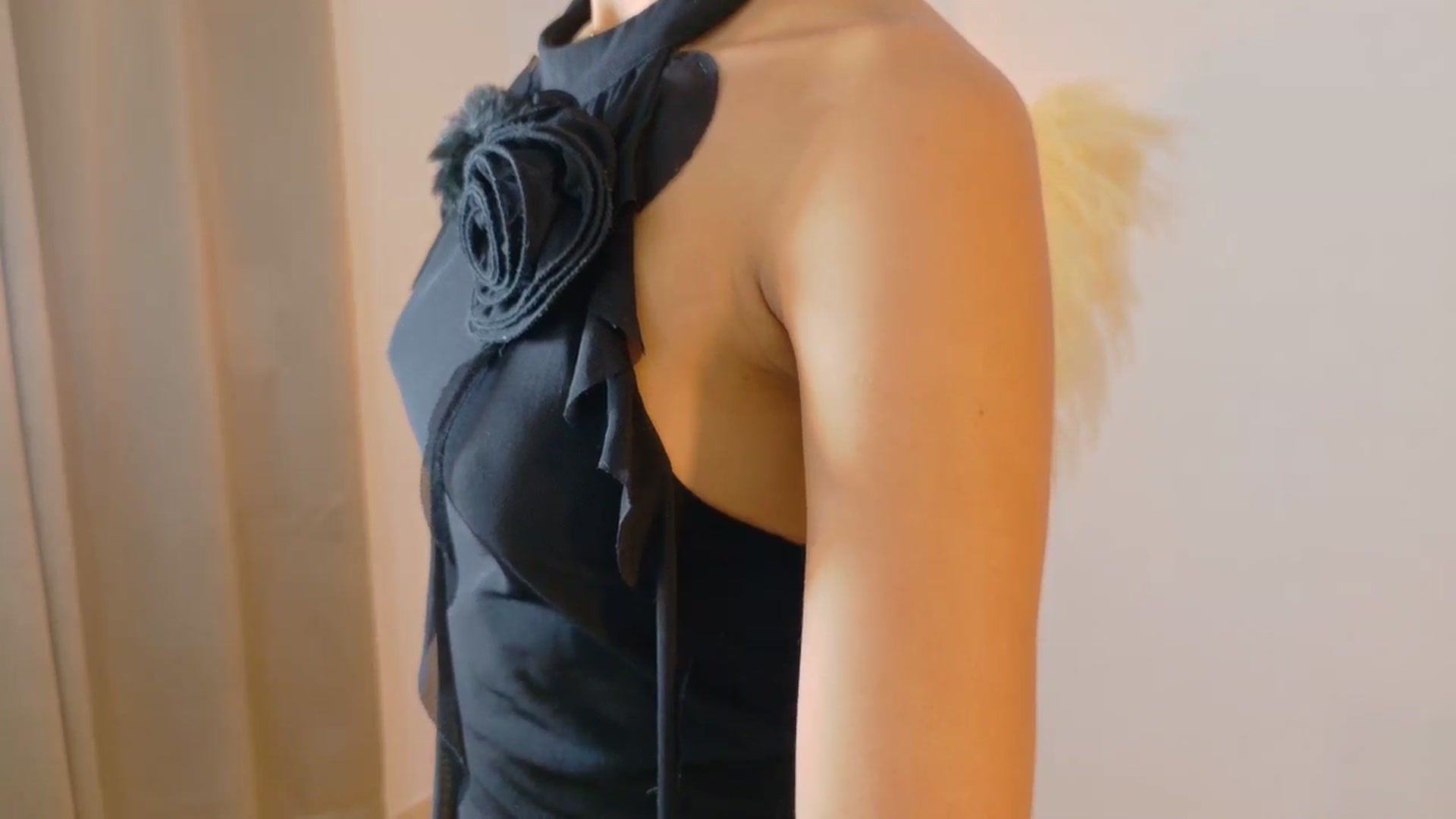 Gallery image thumbnail from Arielle_1's myfreecams stream on, 09/20/2025, 24:03 image 8 of 20