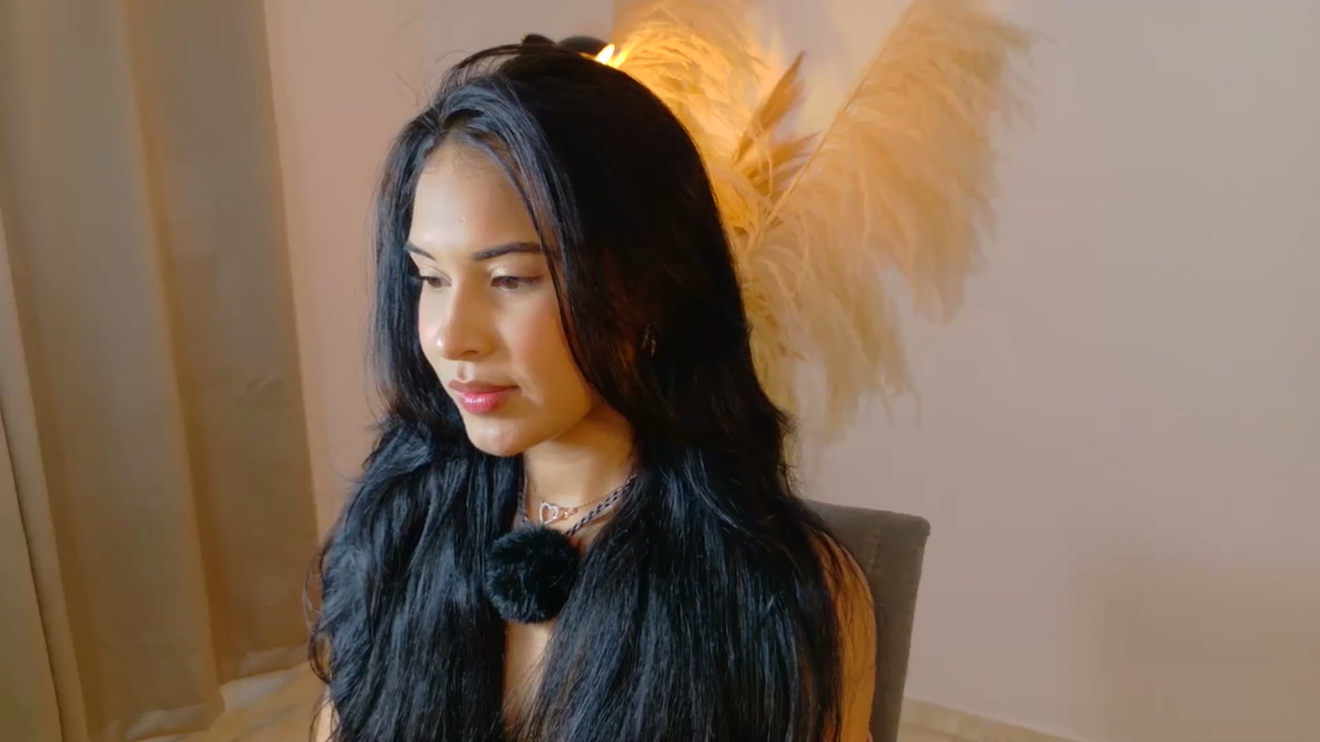 Gallery image thumbnail from Arielle_1's myfreecams stream on, 09/20/2025, 01:33 image 14 of 20