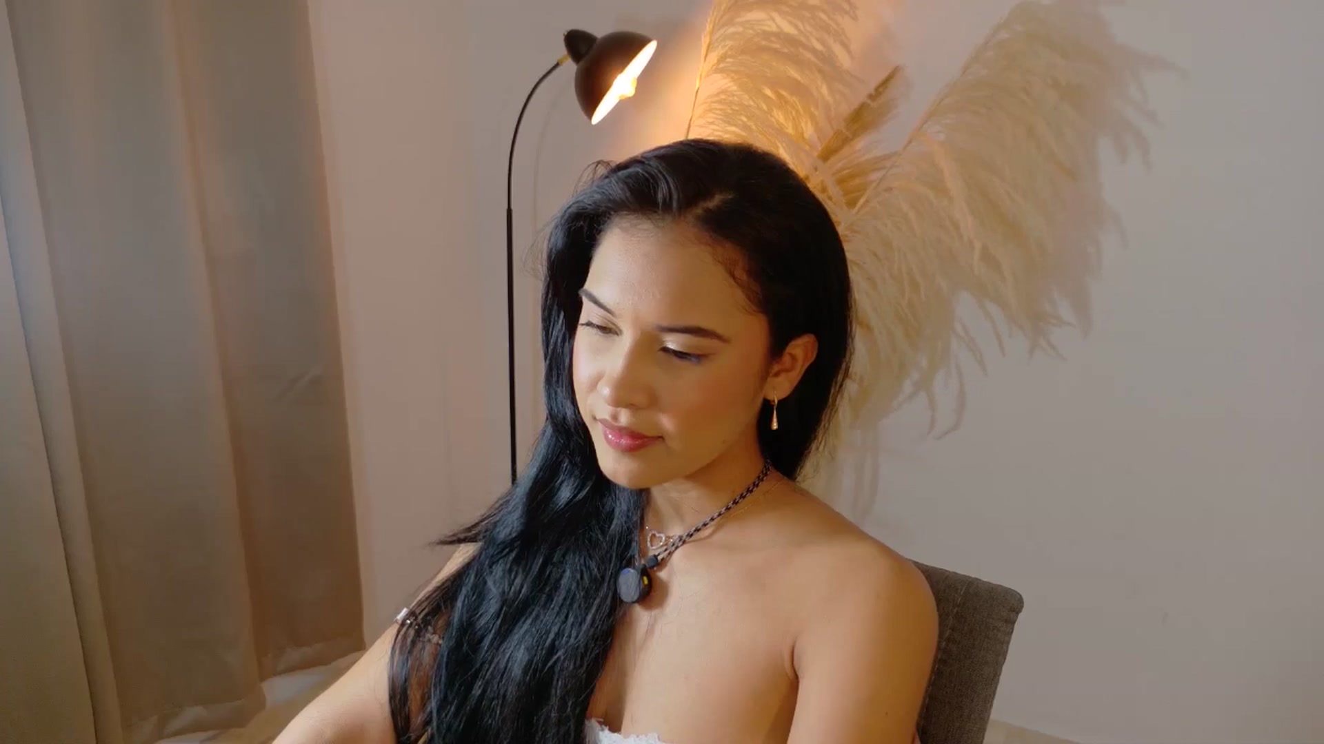 Gallery image thumbnail from Arielle_1's myfreecams stream on, 09/22/2025, 23:58 image 20 of 20