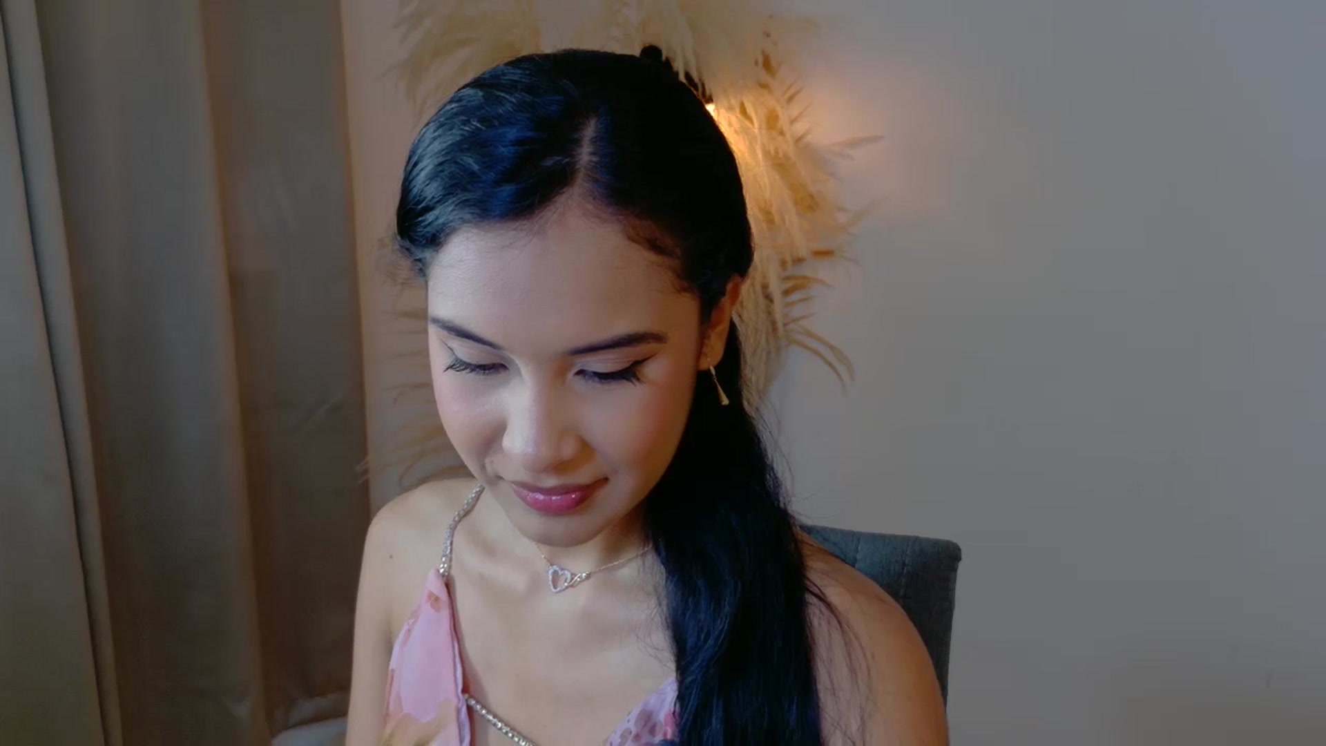 Gallery image thumbnail from Arielle_1's myfreecams stream on, 10/11/2025, 22:38 image 17 of 20