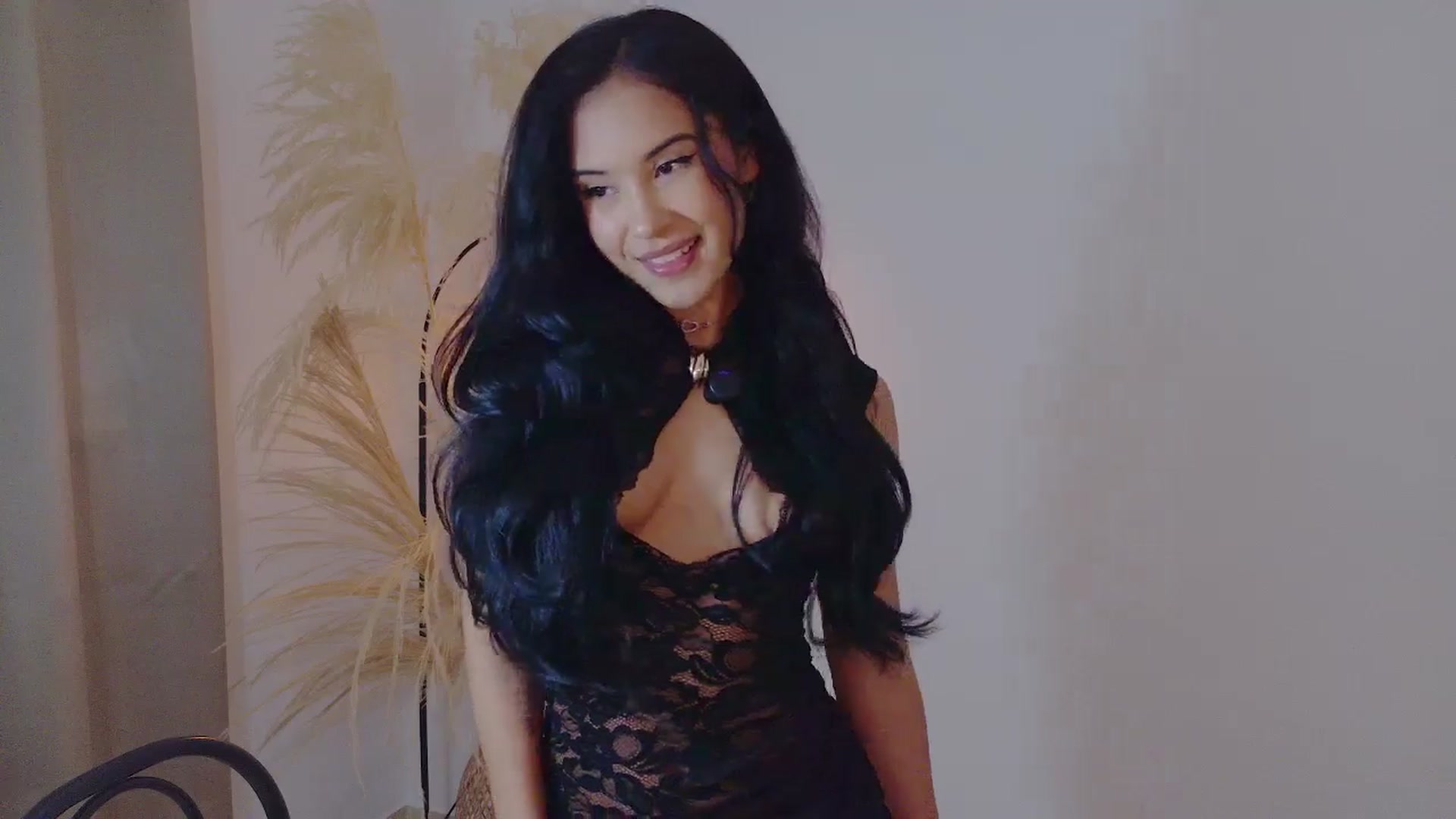 Gallery image thumbnail from Arielle_1's myfreecams stream on, 10/12/2025, 24:45 image 8 of 20