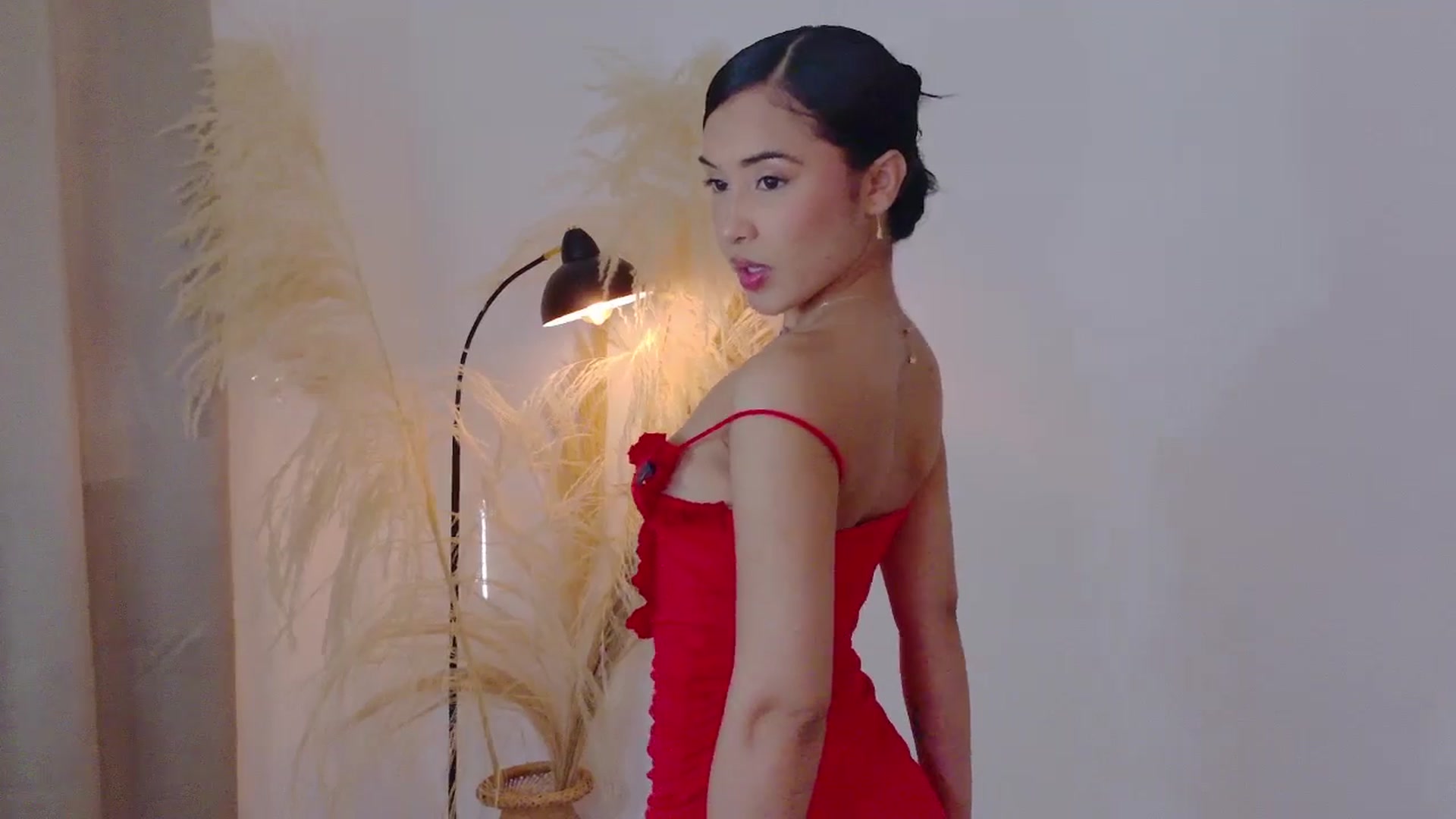 Gallery image thumbnail from Arielle_1's myfreecams stream on, 10/13/2025, 22:20 image 2 of 20