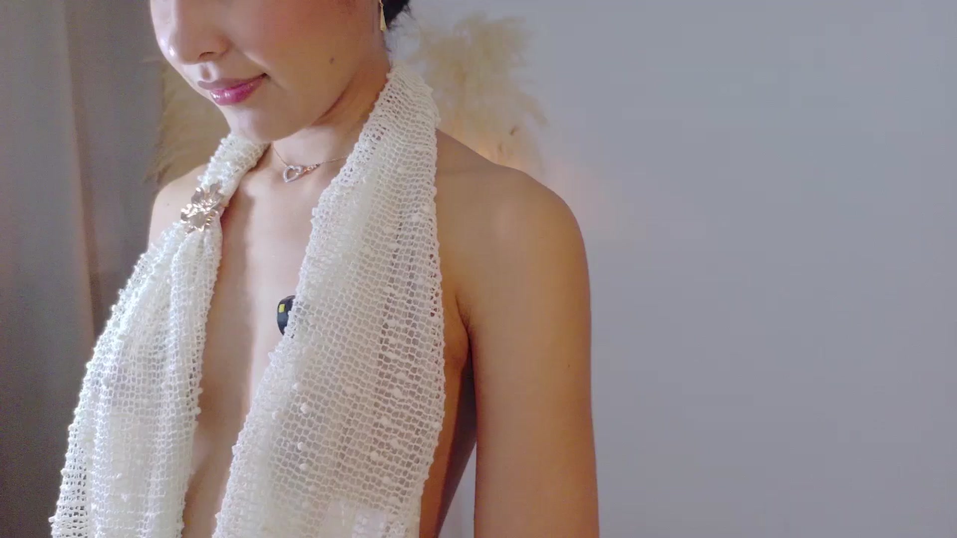 Gallery image thumbnail from Arielle_1's myfreecams stream on, 10/14/2025, 14:33 image 6 of 20