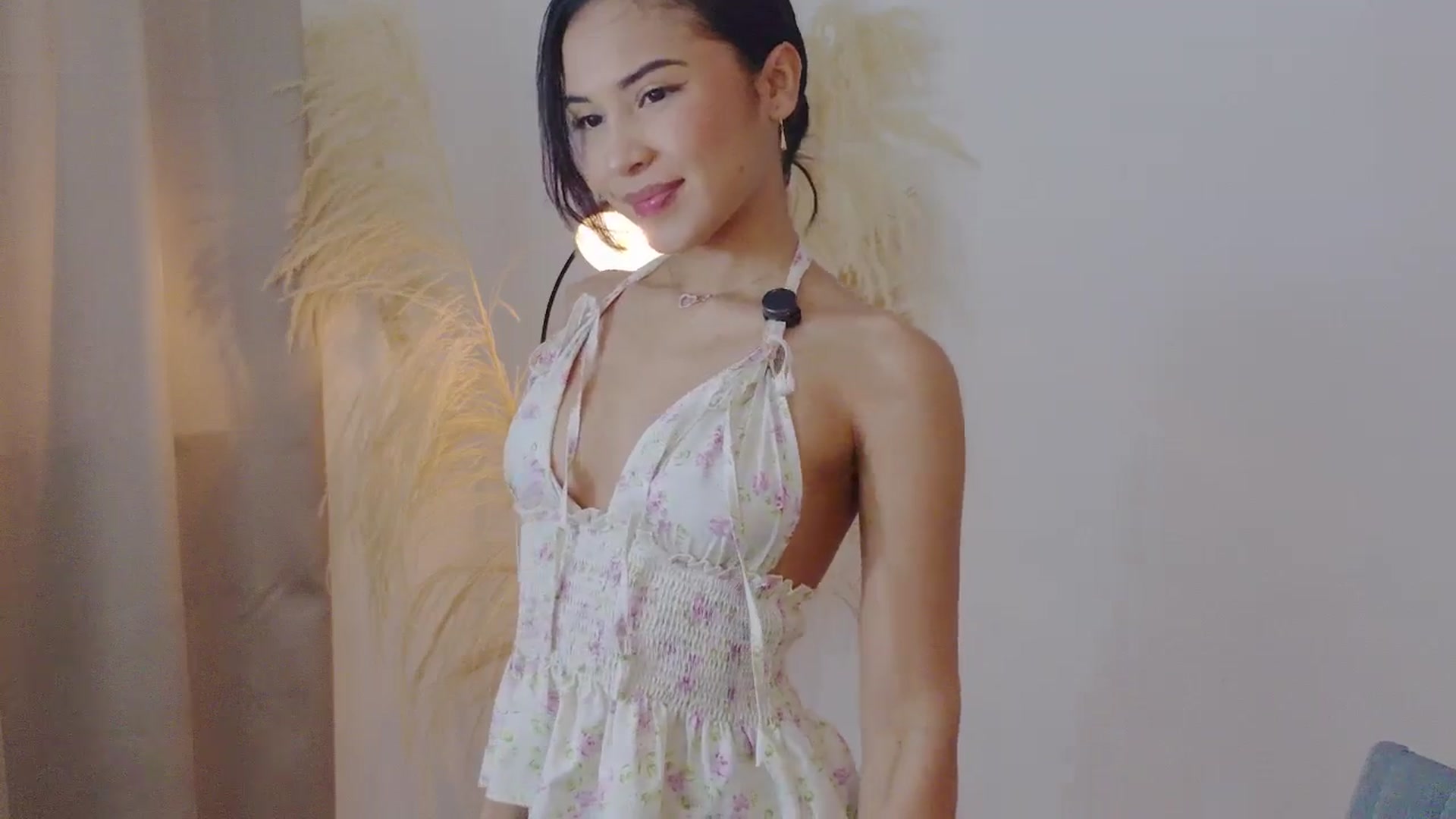 Gallery image thumbnail from Arielle_1's myfreecams stream on, 10/17/2025, 15:00 image 2 of 20
