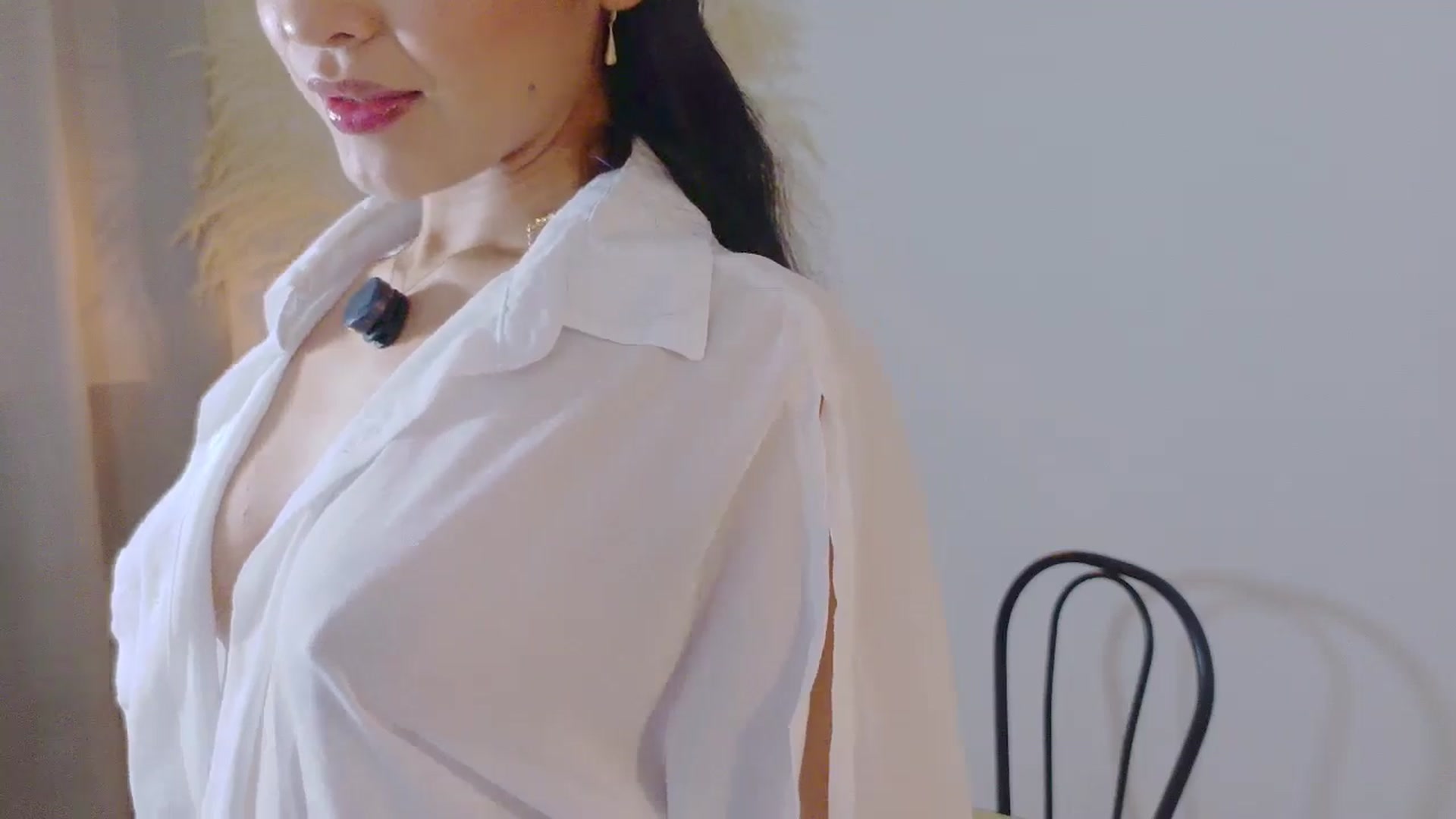 Gallery image thumbnail from Arielle_1's myfreecams stream on, 10/17/2025, 16:52 image 11 of 20