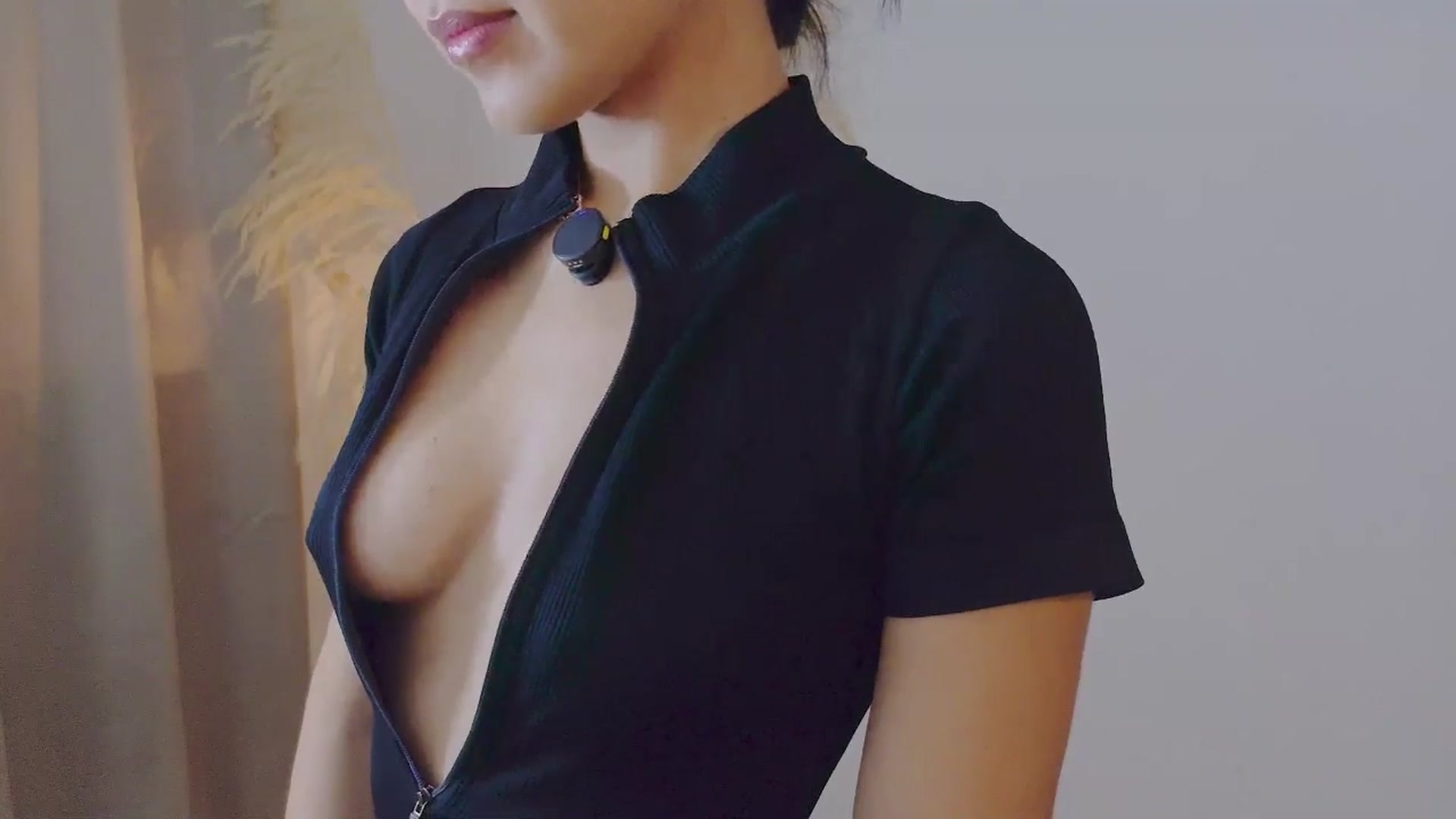 Gallery image thumbnail from Arielle_1's myfreecams stream on, 10/18/2025, 15:37 image 9 of 20